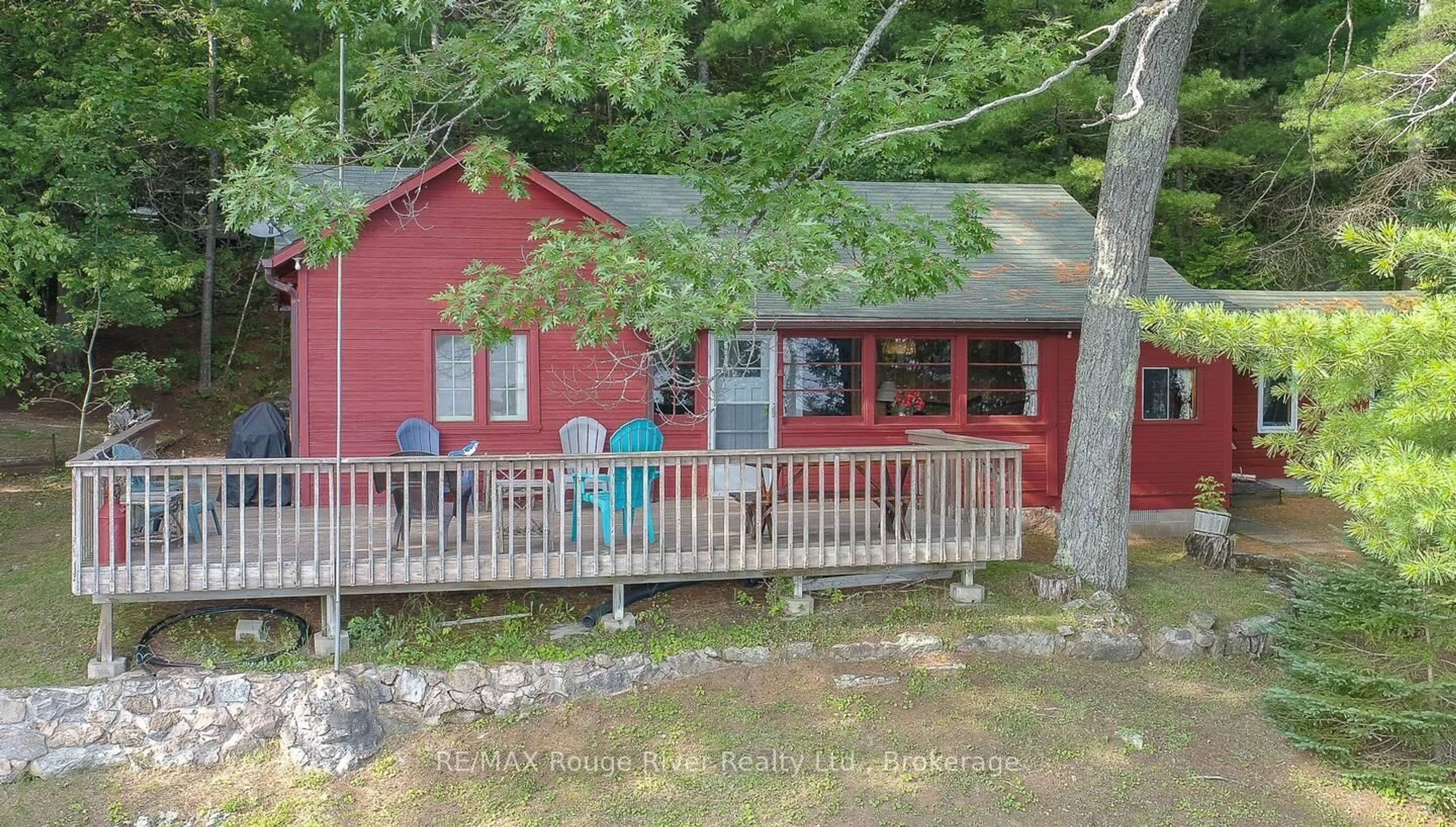 A pic from outside/outdoor area/front of a property/back of a property/a pic from drone, unknown for 1246 Sugar Bush Lane, Minden Hills Ontario K0M 2K0