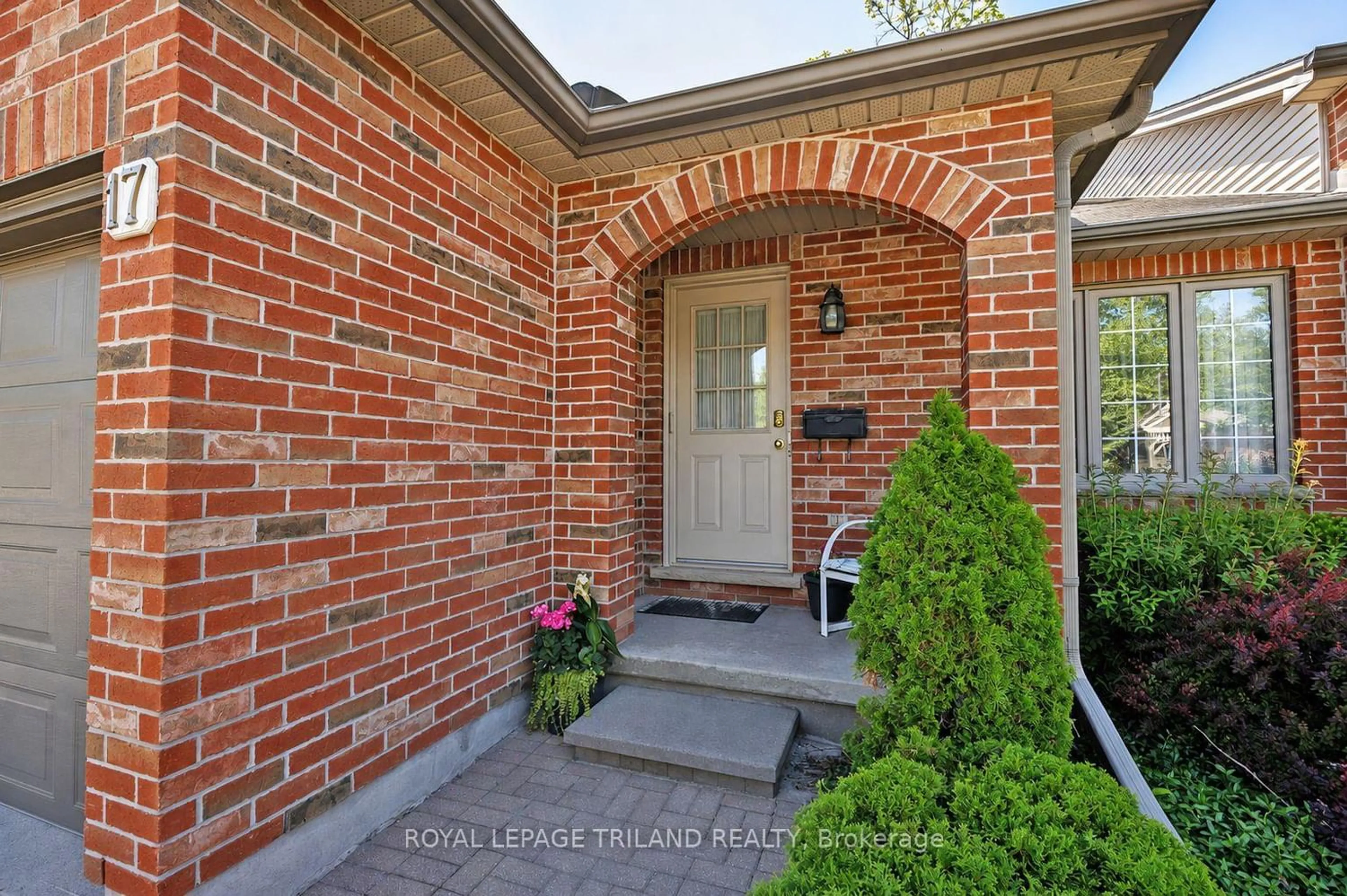 Home with brick exterior material, street for 1100 Byron Baseline Rd #17, London South Ontario N6K 4M3