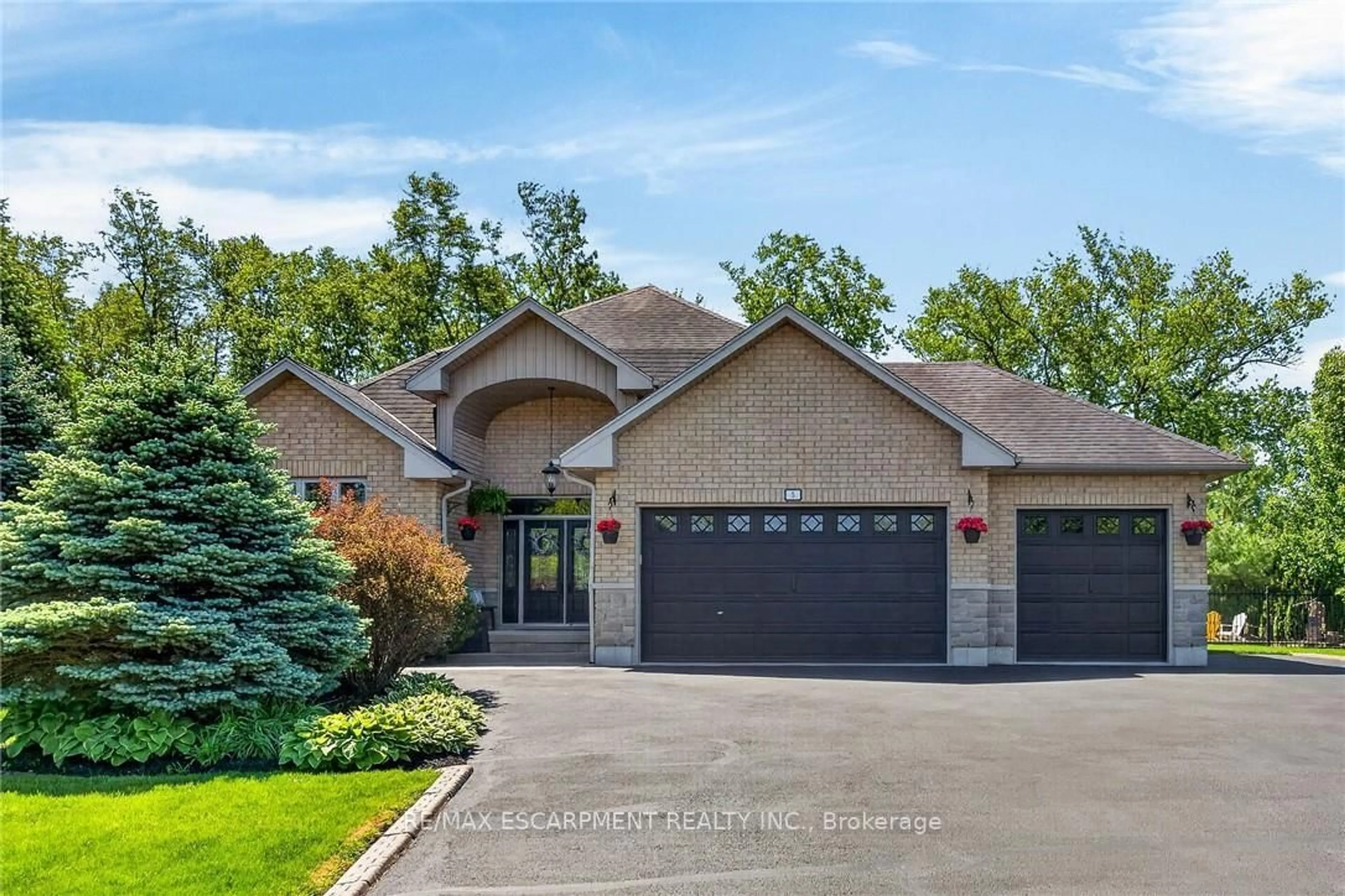 Home with brick exterior material, mountain view for 5 Royal Troon Dr, Brant Ontario N0E 1R0