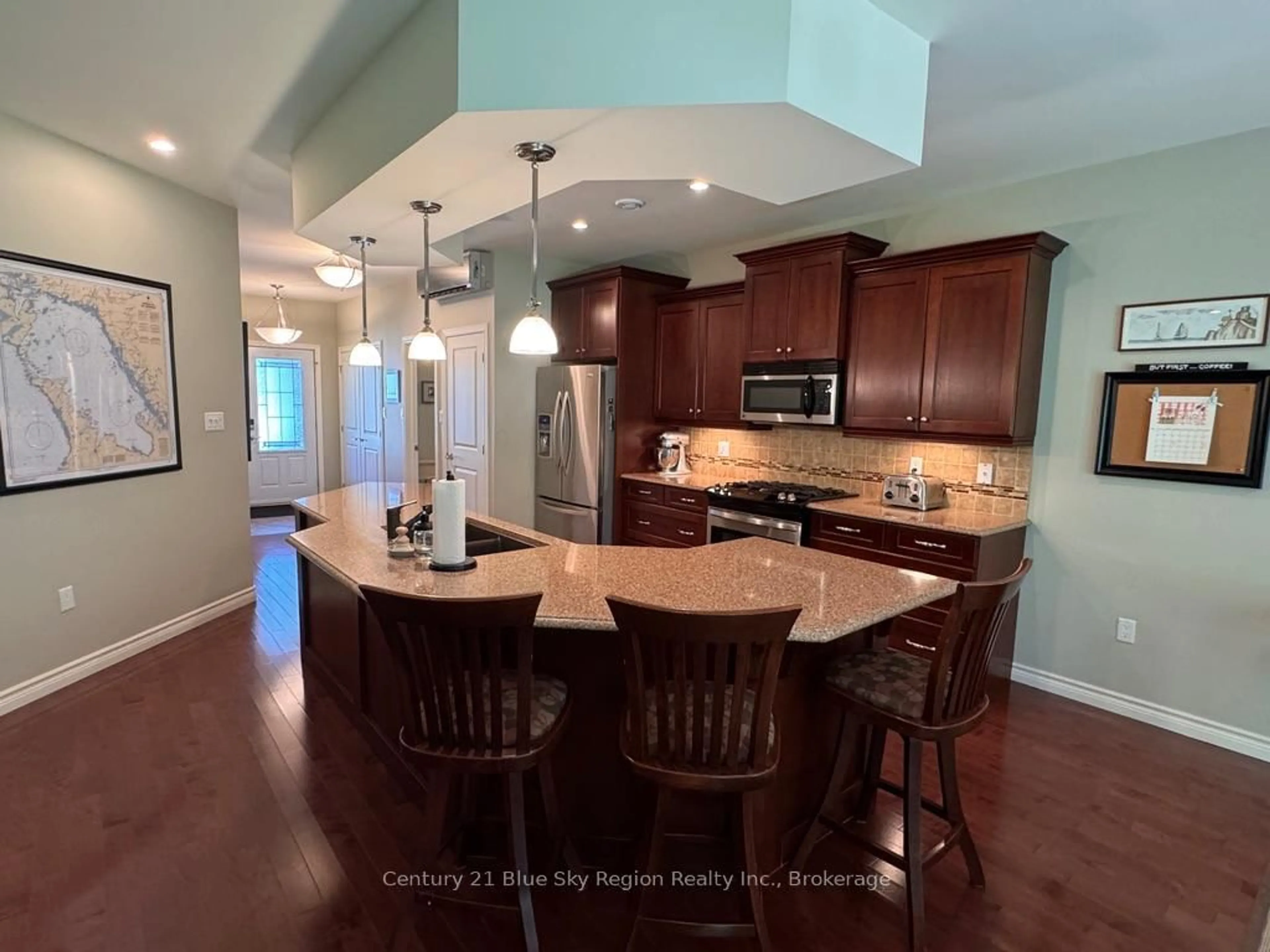 Open concept kitchen, ceramic/tile floor for 265 Osprey Cres, Callander Ontario P0H 1H0