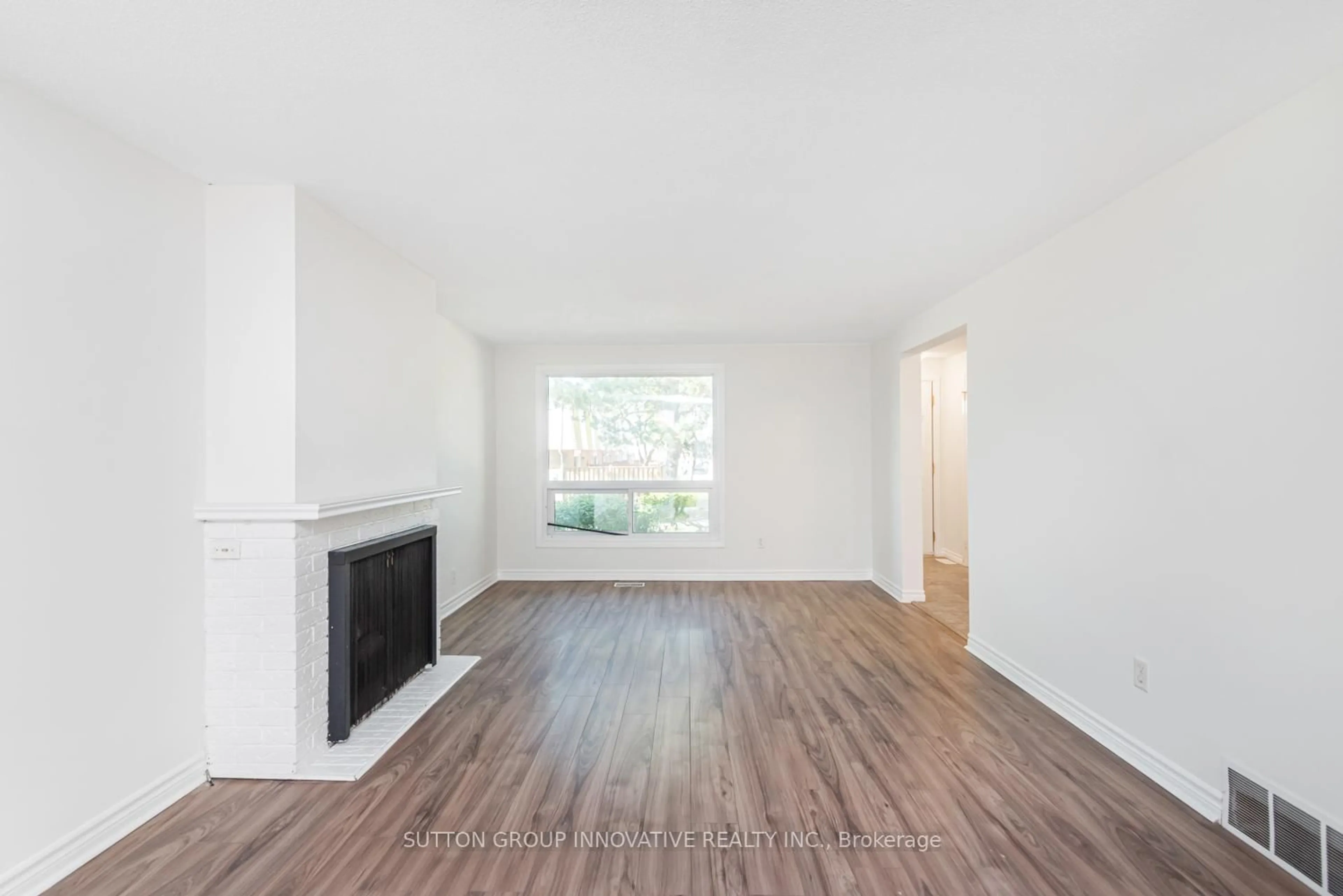 A pic of a room for 151 Gateshead Cres #69, Hamilton Ontario L8G 3W1