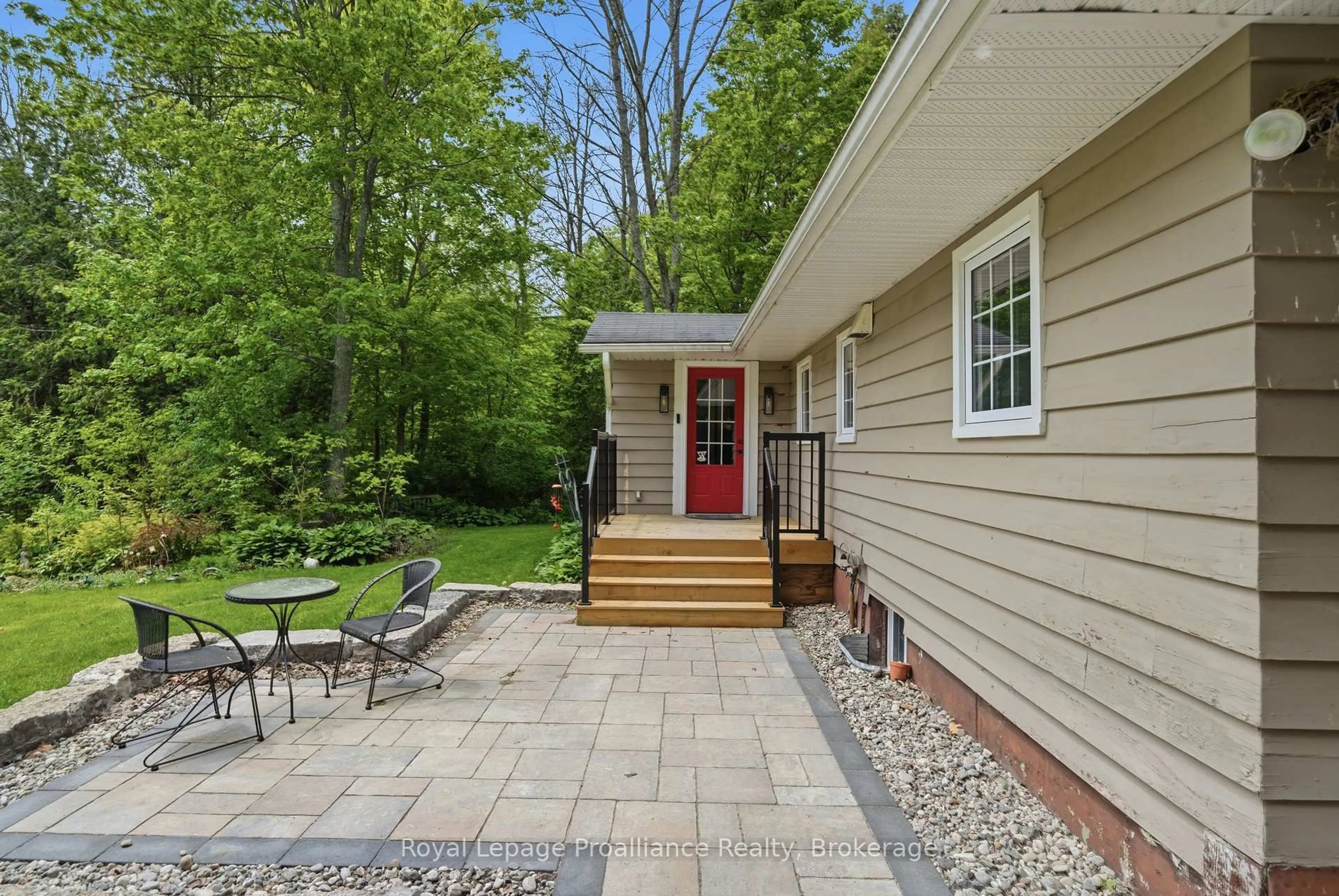Patio, street for 255 Bull Rd, Alnwick/Haldimand Ontario K0K 1C0