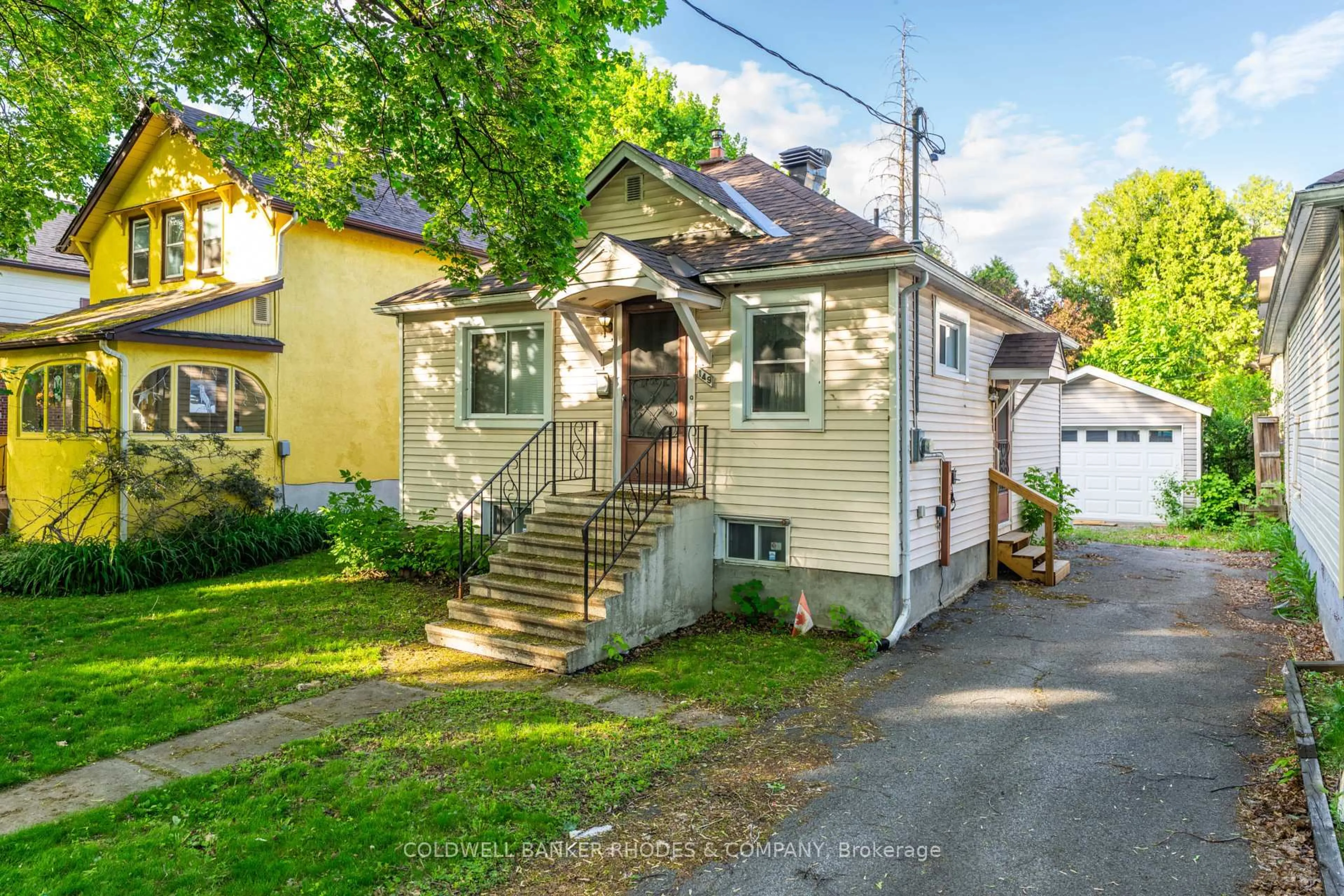 Unknown for 149 Sweetland Ave, Ottawa Ontario K1N 7V1