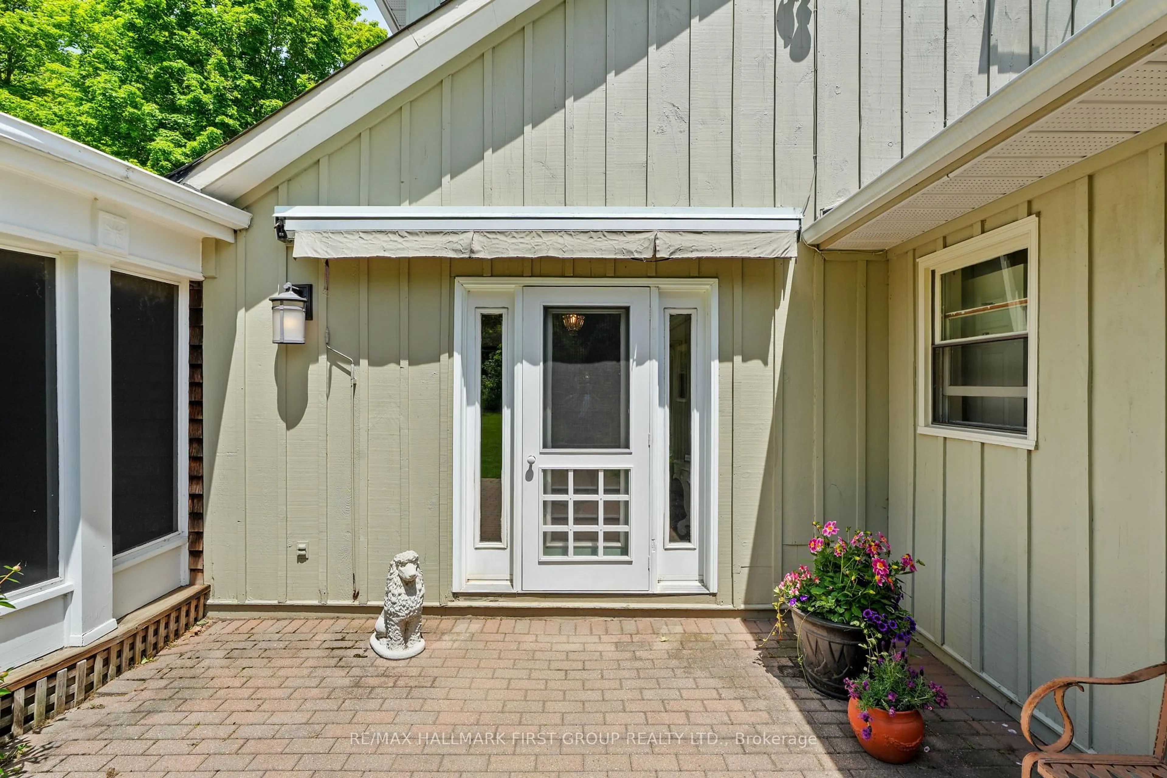 Indoor entryway for 2904 Shelter Valley Rd, Alnwick/Haldimand Ontario K0K 2G0