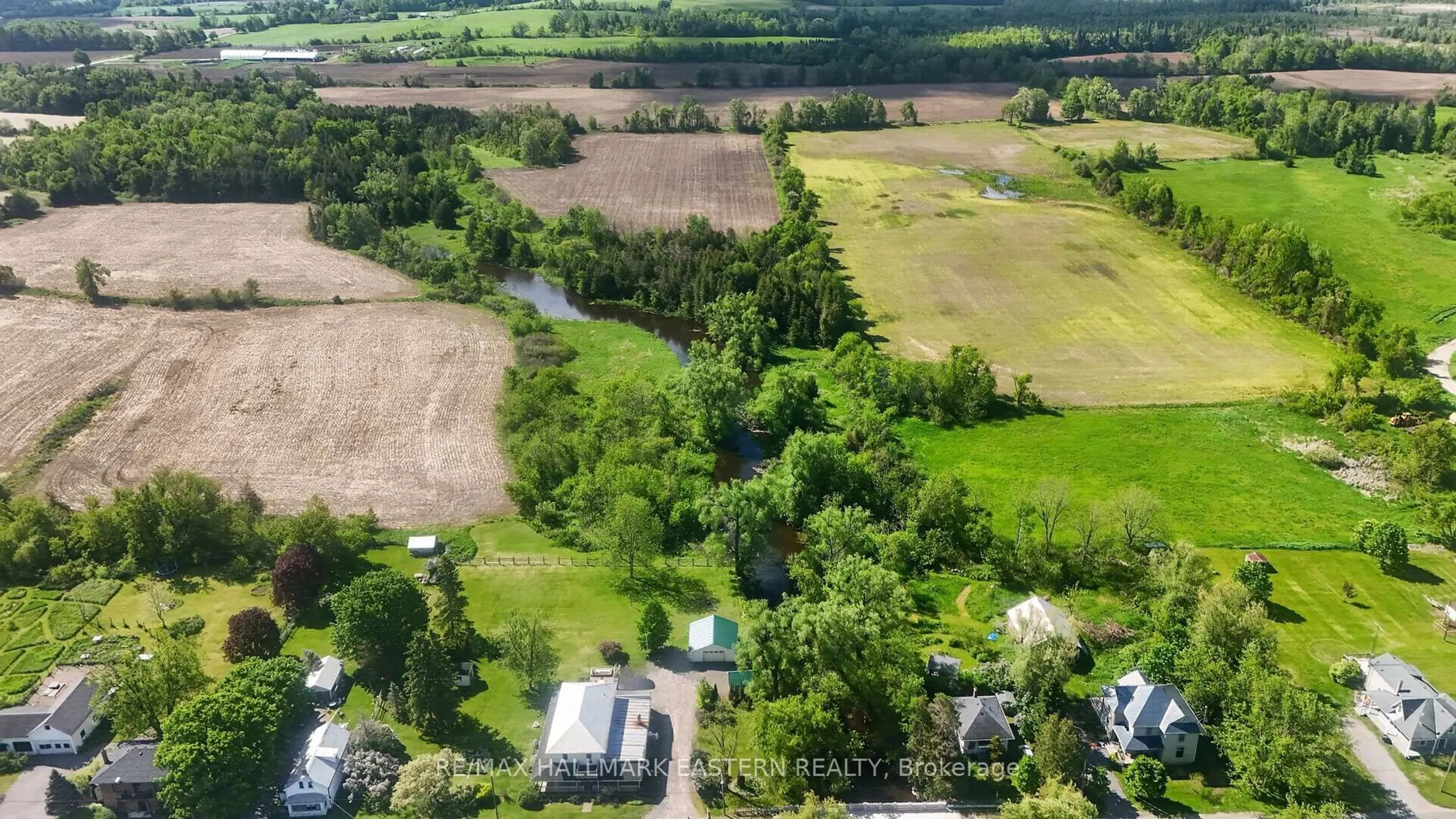 A pic from outside/outdoor area/front of a property/back of a property/a pic from drone, unknown for 267 Centre Line, Asphodel-Norwood Ontario K0L 1Y0