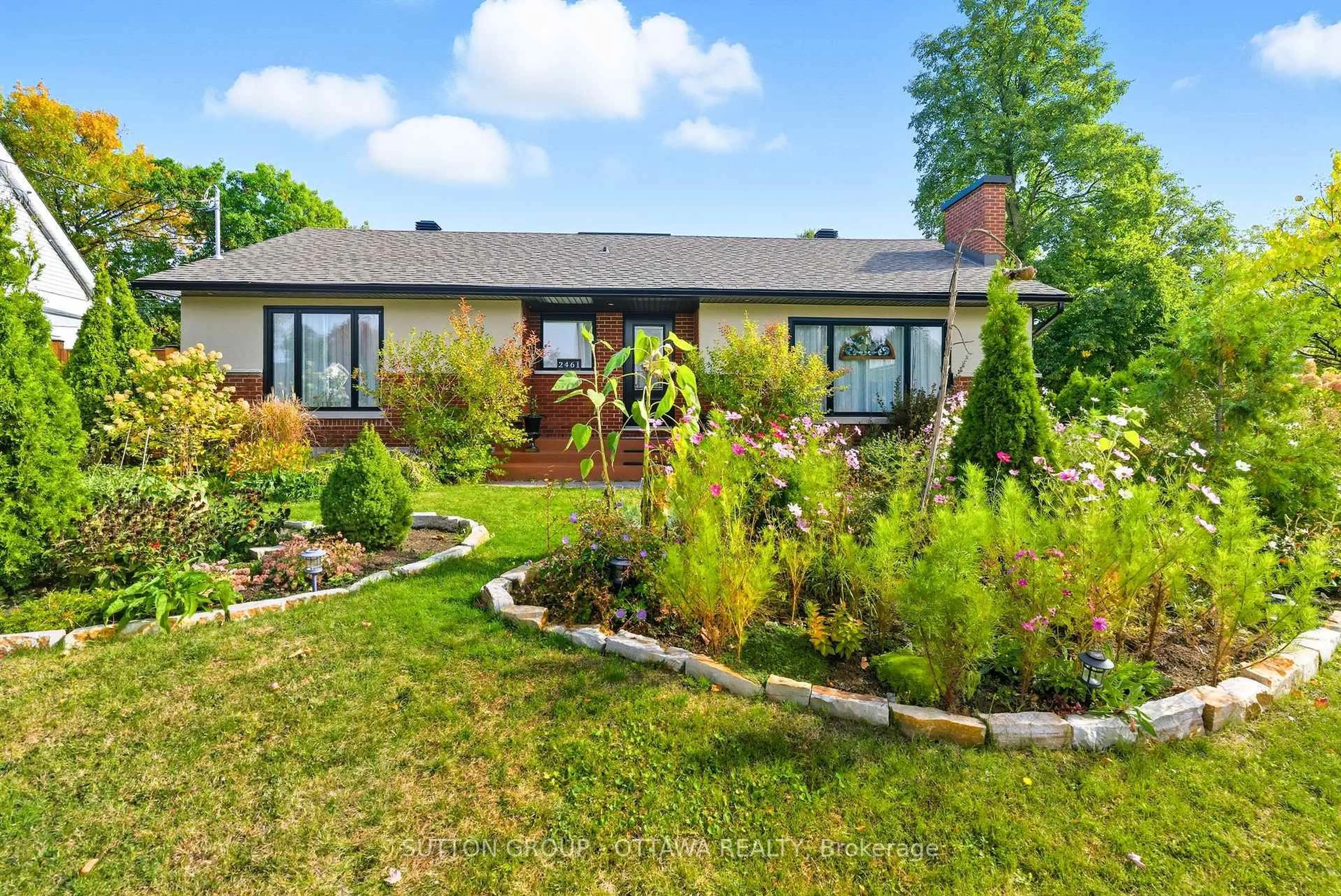 Home with brick exterior material, street for 2461 Alta Vista Dr, Ottawa Ontario K1H 7M9