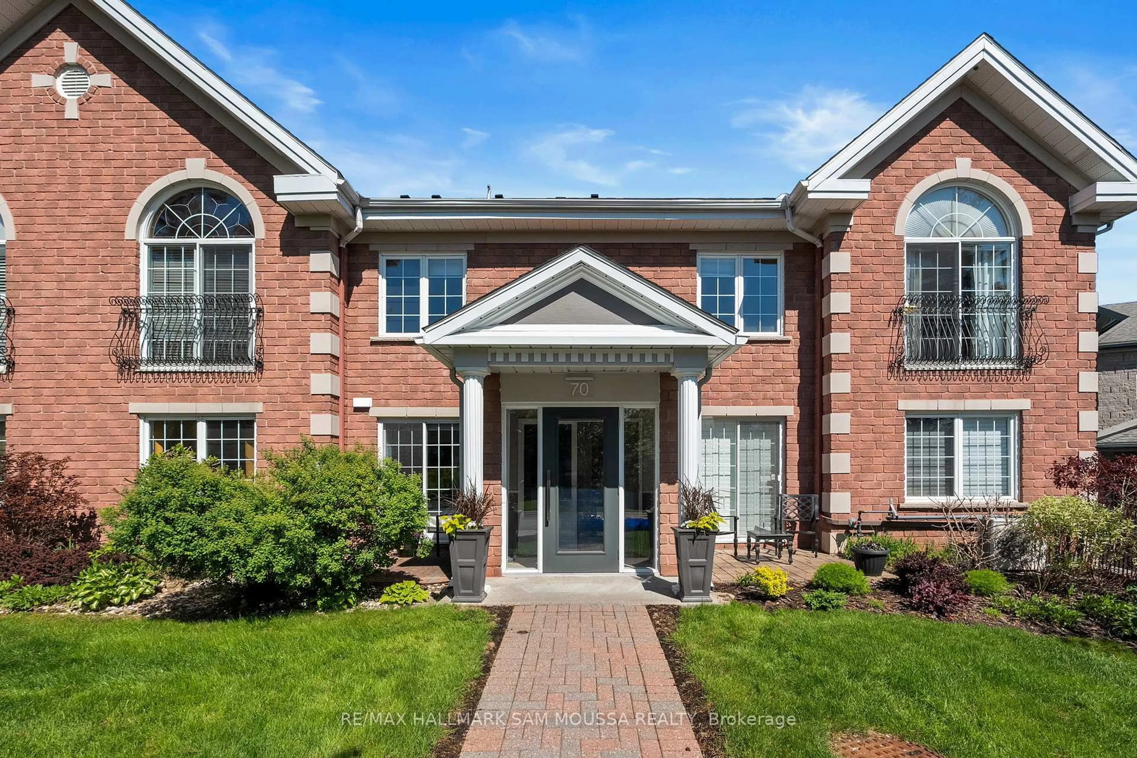 Home with brick exterior material, building for 70 Robson Crt #1C, Ottawa Ontario K2K 2W1