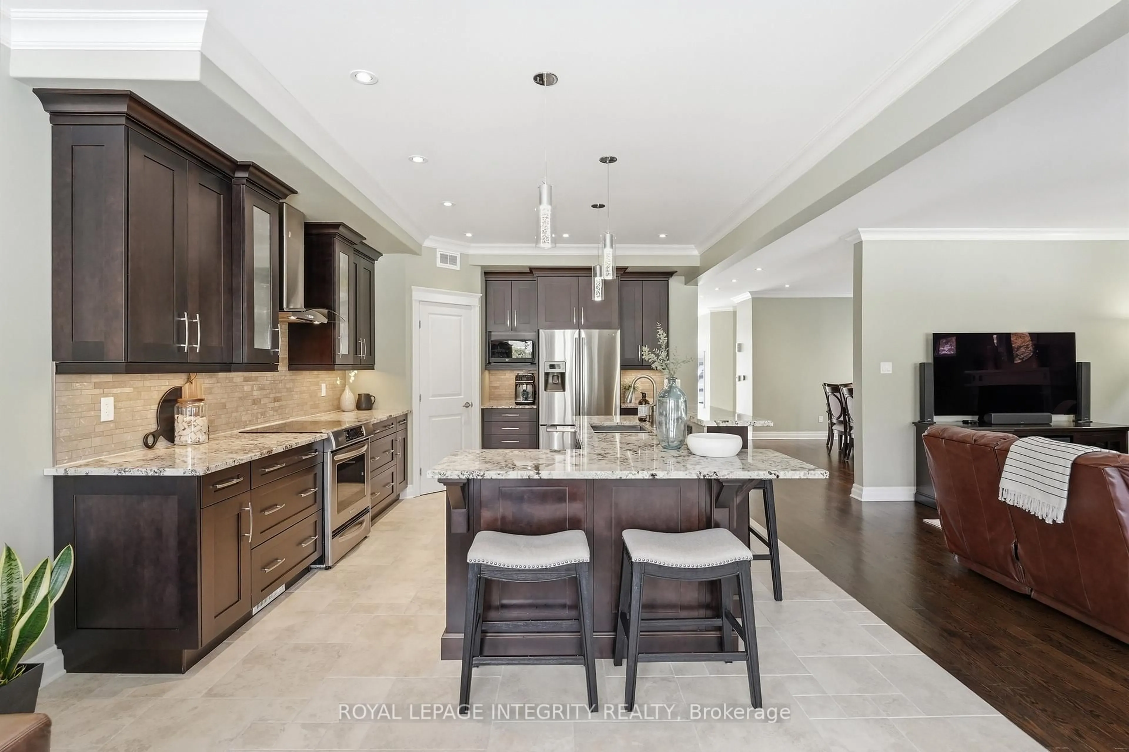 Open concept kitchen, ceramic/tile floor for 476 Ancaster Ave, Ottawa Ontario K2B 5B7
