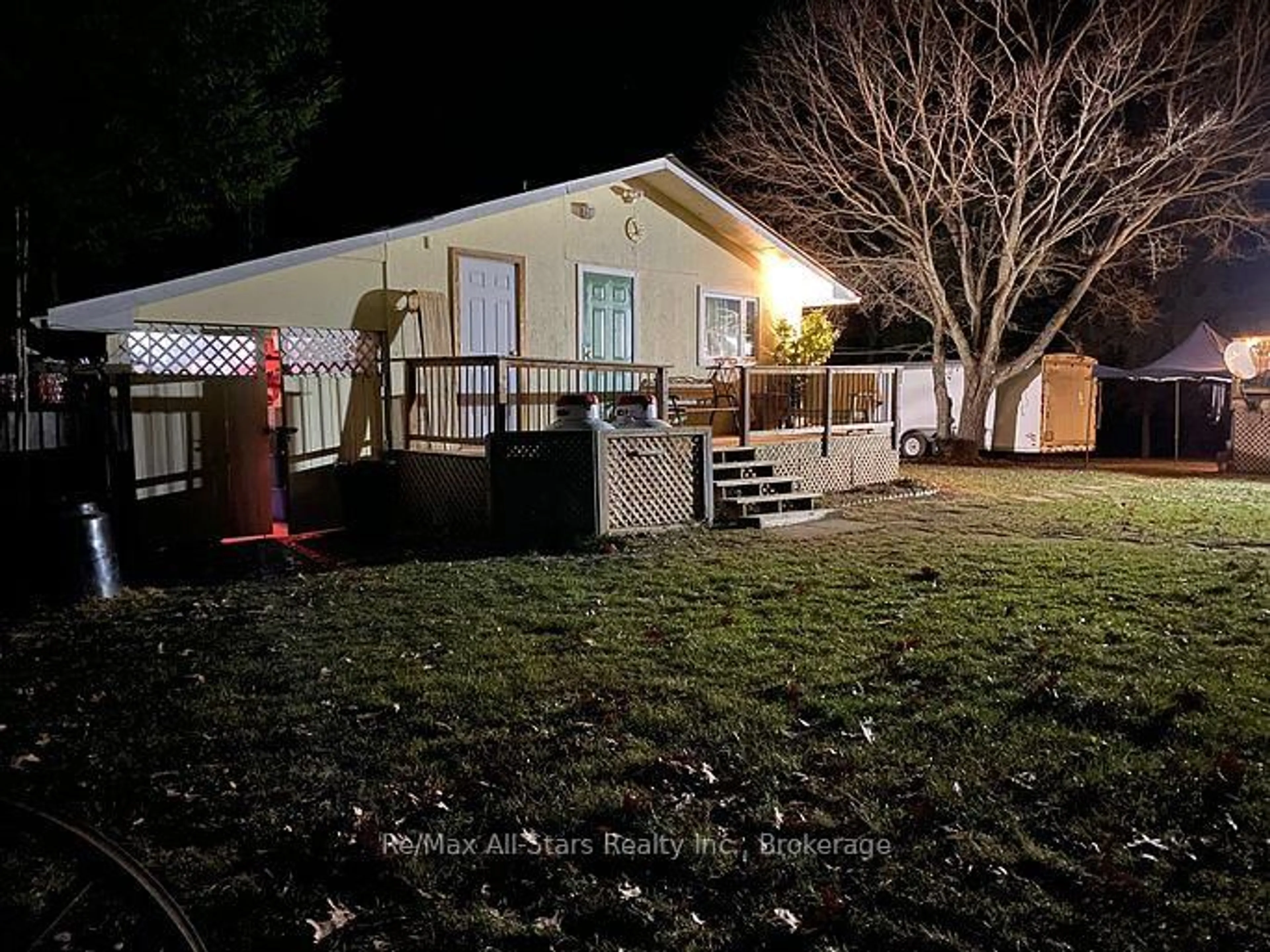 A pic from outside/outdoor area/front of a property/back of a property/a pic from drone, mountain view for 60 Reed Blvd, Kawartha Lakes Ontario K0M 1C0