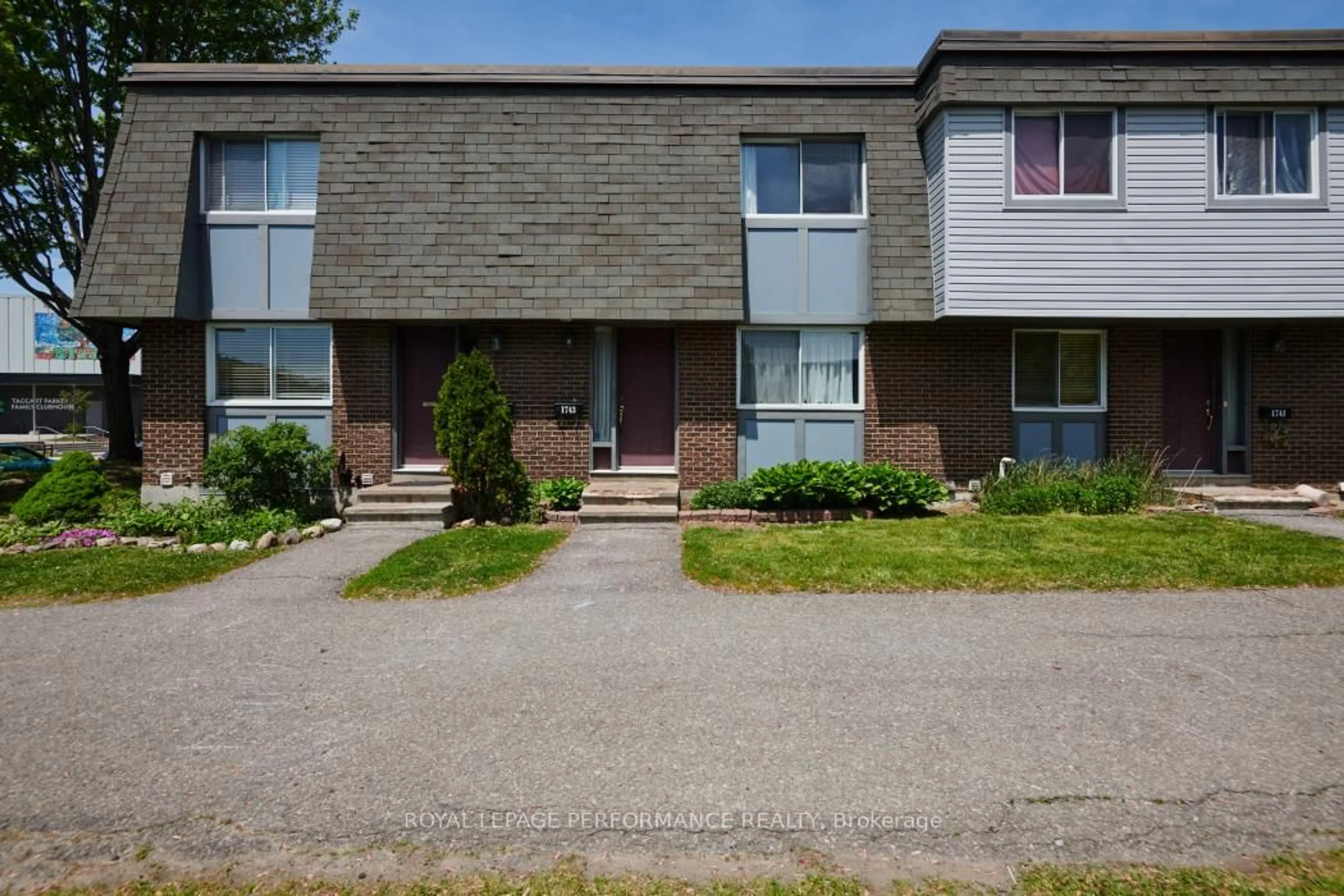 Unknown for 1743 Heatherington Rd, Ottawa Ontario K1V 8T8
