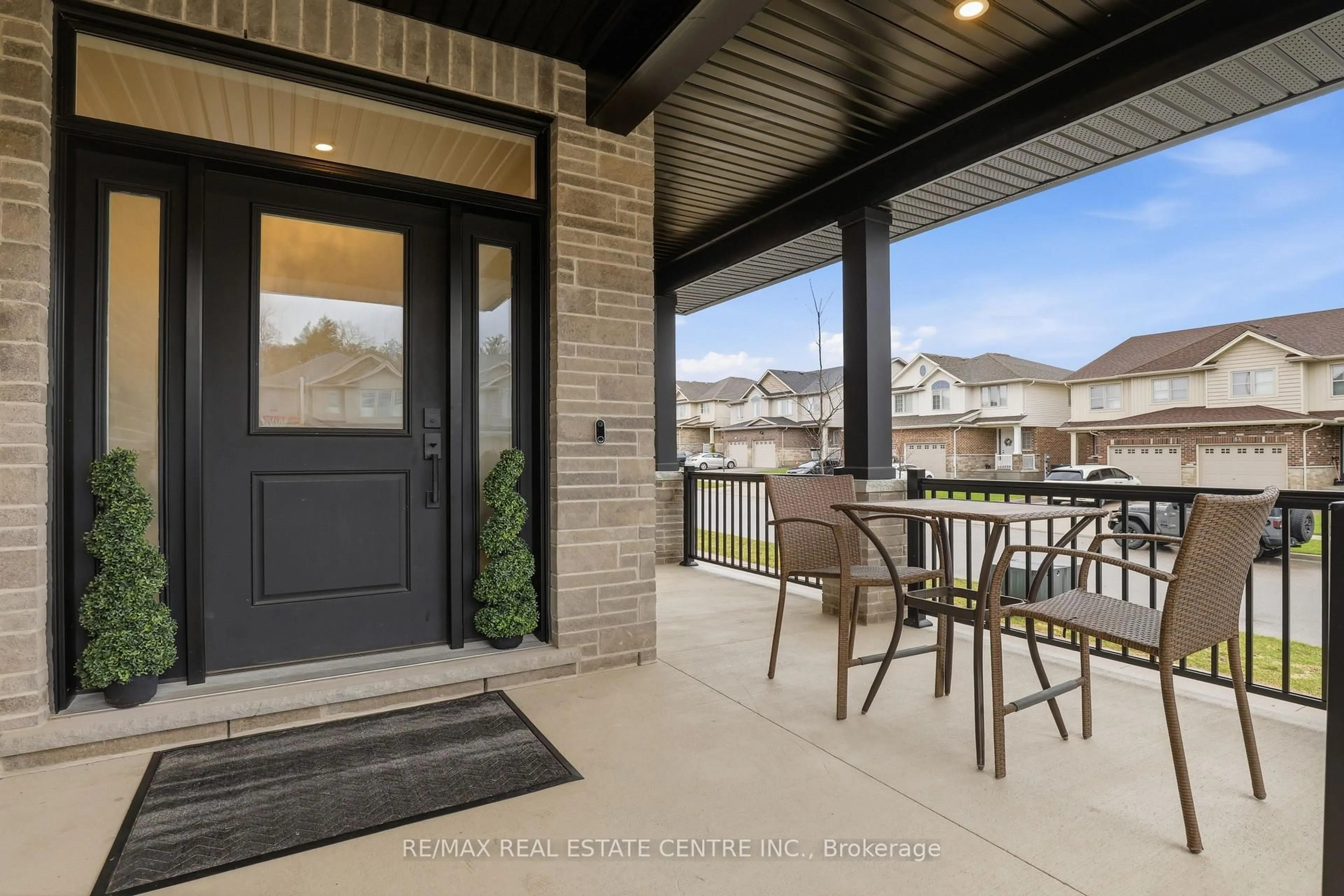 Patio, unknown for 95 Dallan Dr, Guelph Ontario N1L 0N3