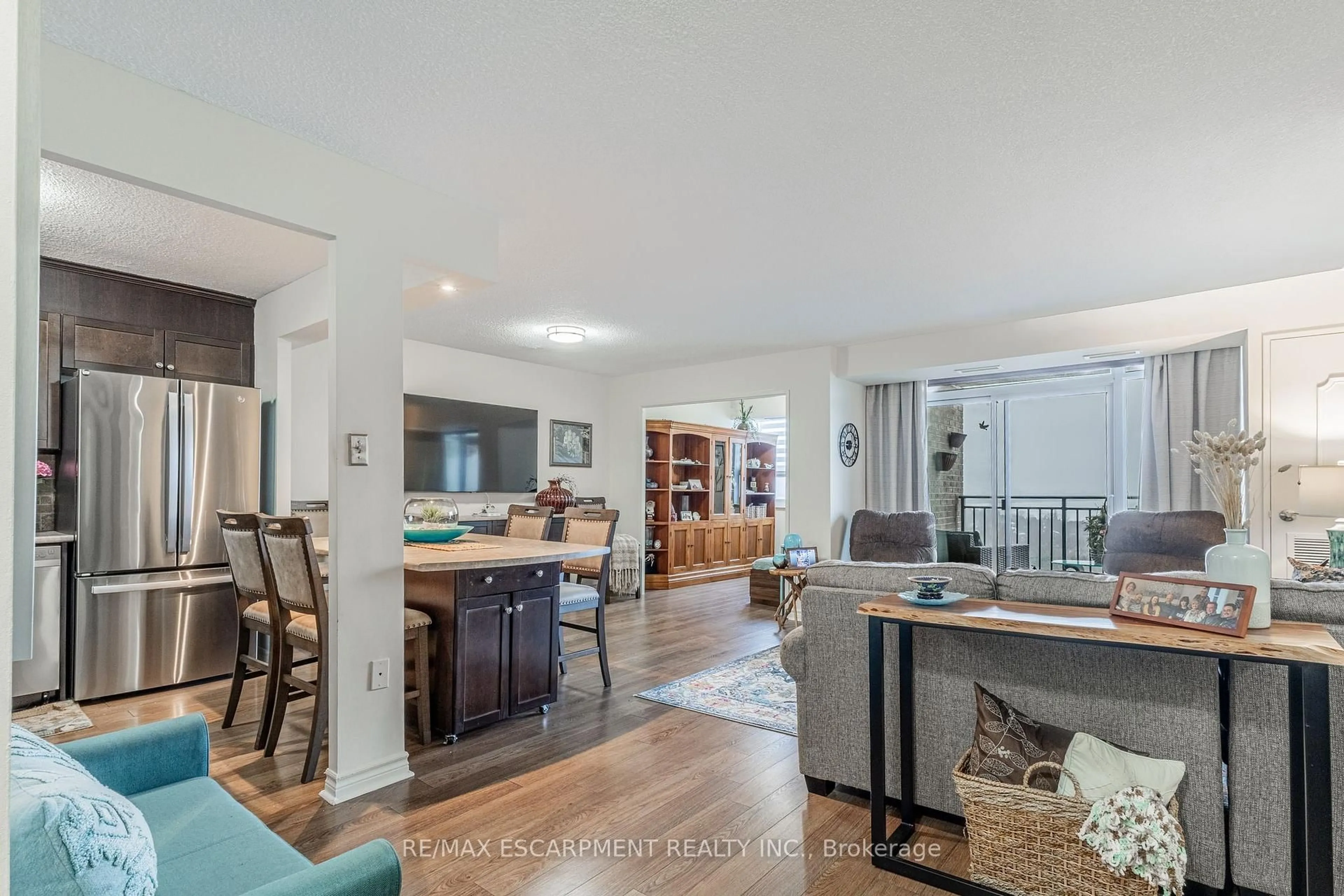 Open concept kitchen, unknown for 500 Green Rd #1701, Hamilton Ontario L8E 3M5