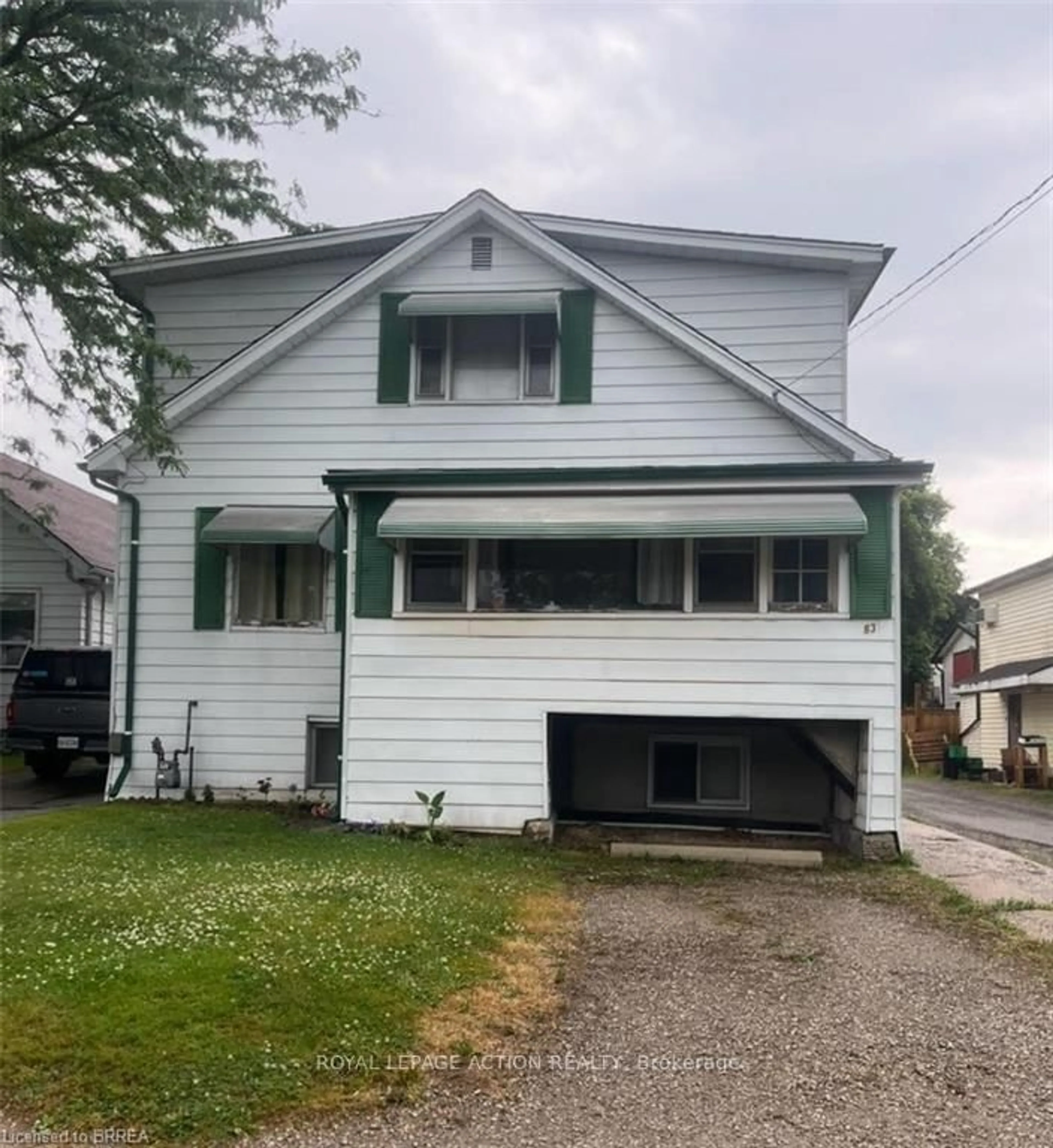 Home with vinyl exterior material, street for 83 Stanley St, Brantford Ontario N3S 6M5