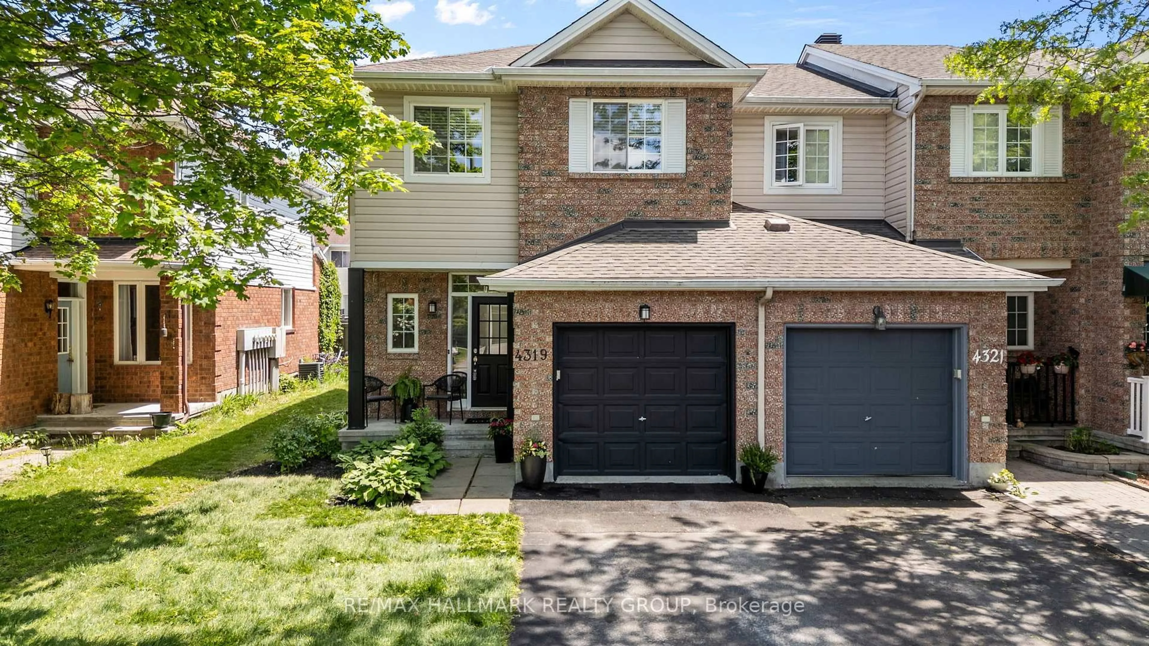 Home with brick exterior material, street for 4319 Owl Valley Dr, Ottawa Ontario K1V 1L3