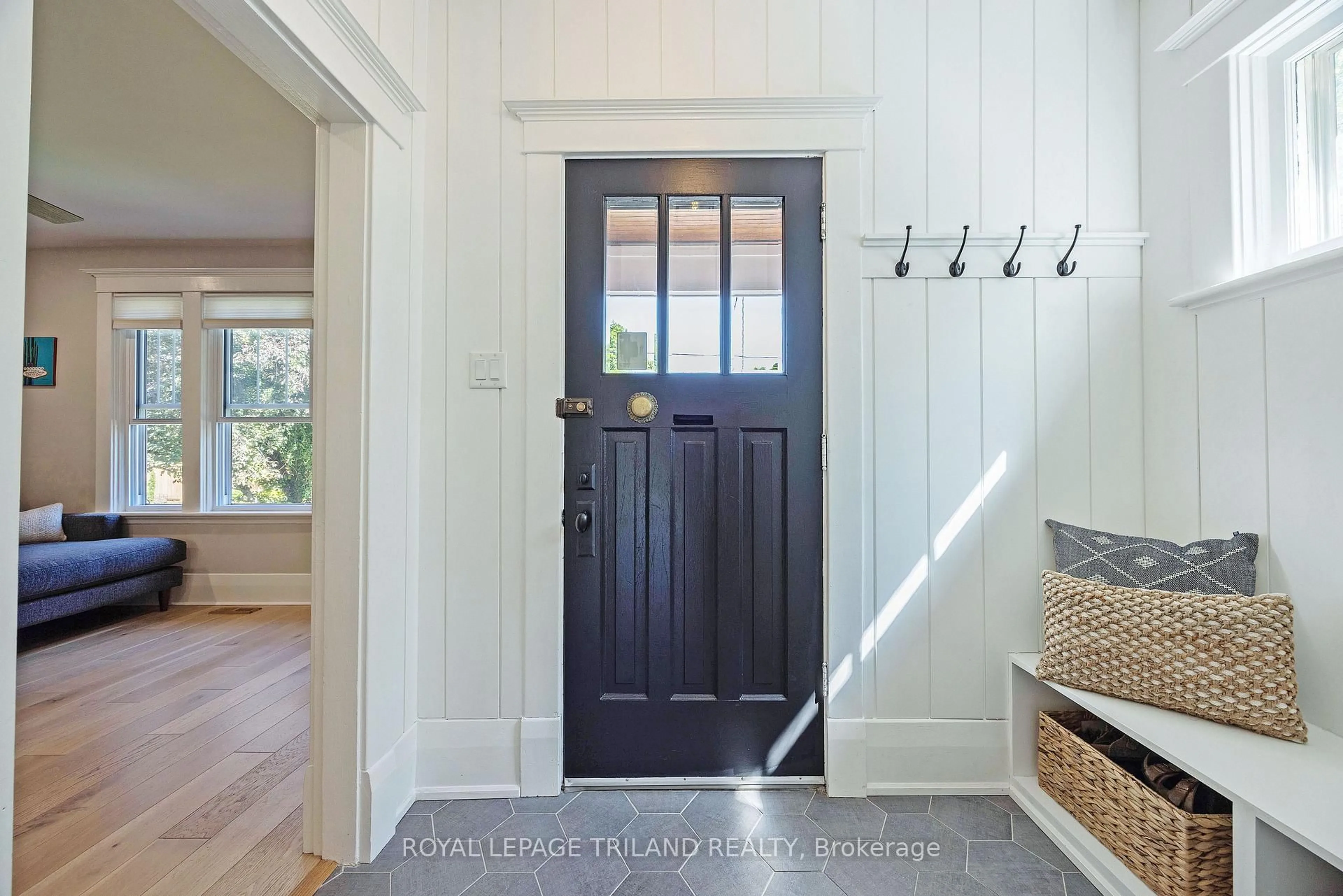 Indoor entryway for 5 Mckenzie Ave, London South Ontario N6C 1V1