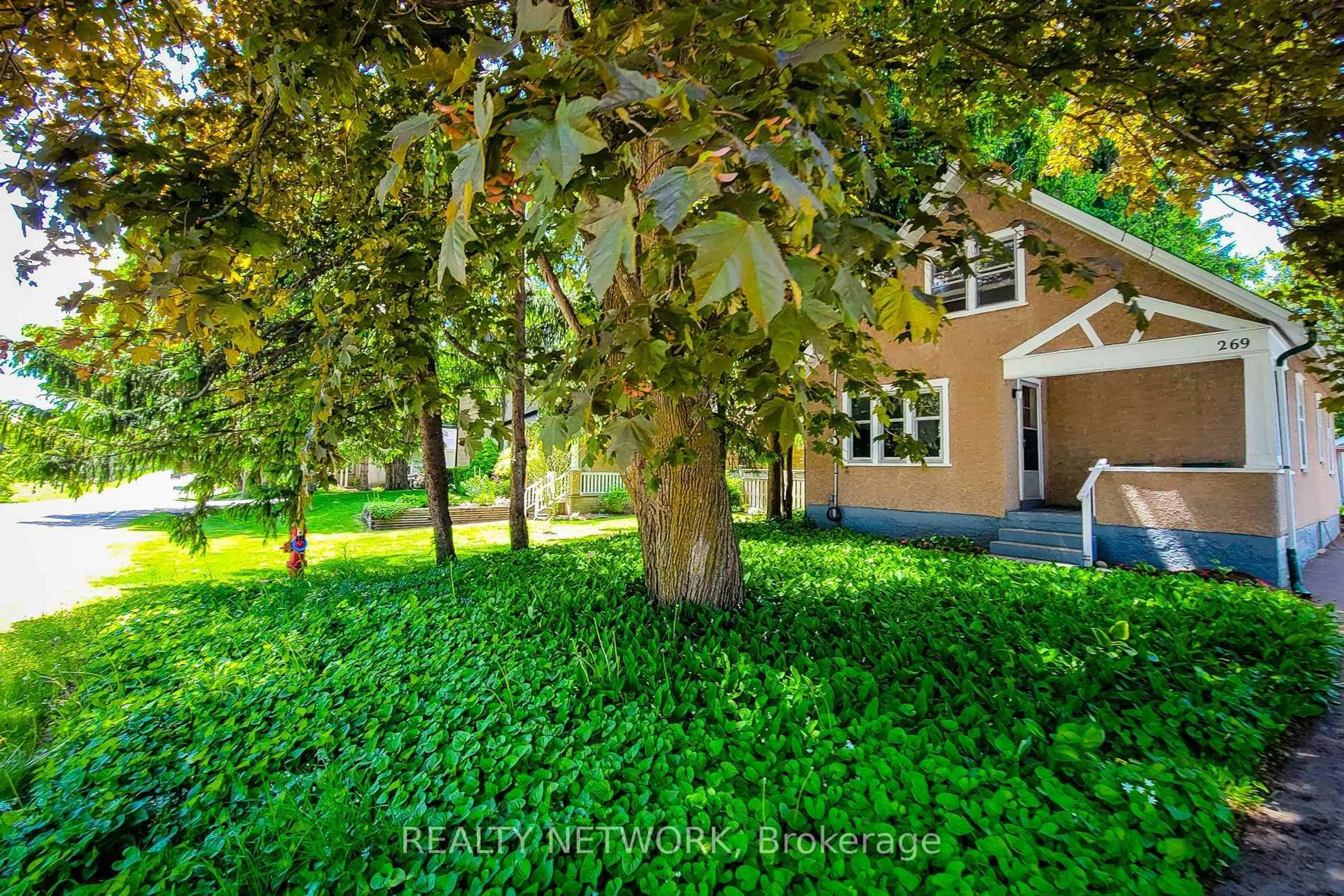 A pic from outside/outdoor area/front of a property/back of a property/a pic from drone, street for 269 Carlisle Rd, Hamilton Ontario L0R 1H2