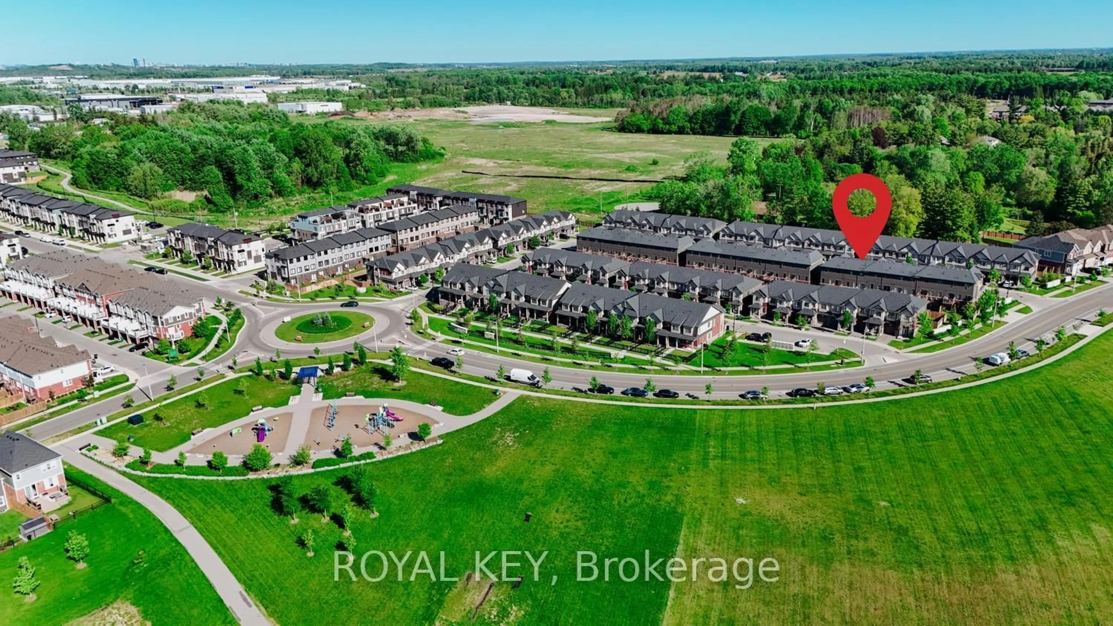 A pic from outside/outdoor area/front of a property/back of a property/a pic from drone, water/lake/river/ocean view for 324 Equestrian Way #39, Cambridge Ontario N3E 0C1