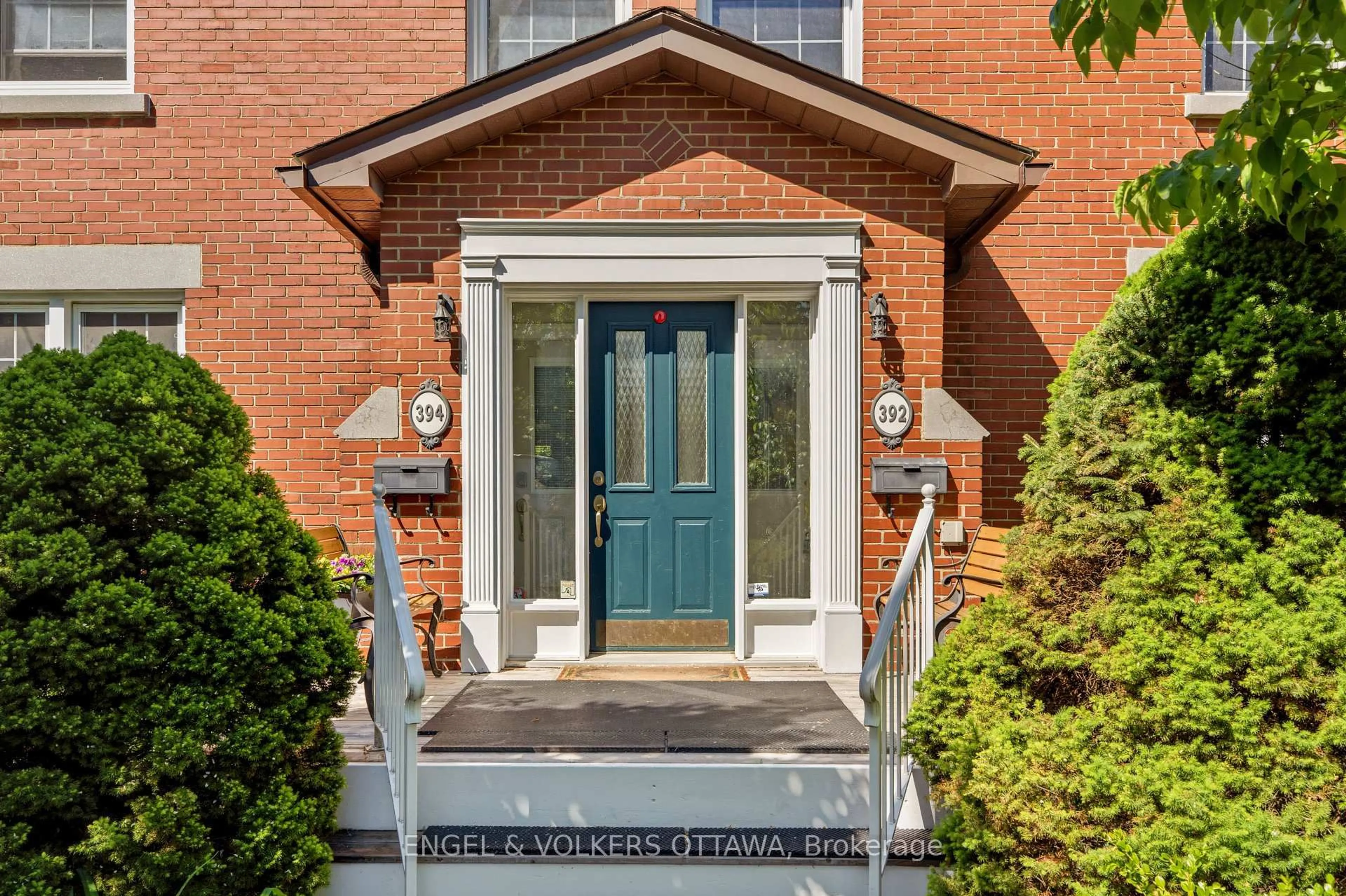 Home with brick exterior material, street for 392 Piccadilly Ave, Ottawa Ontario K1Y 0H4