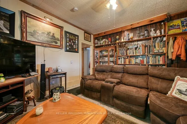963640 Road 96, Zorra 5