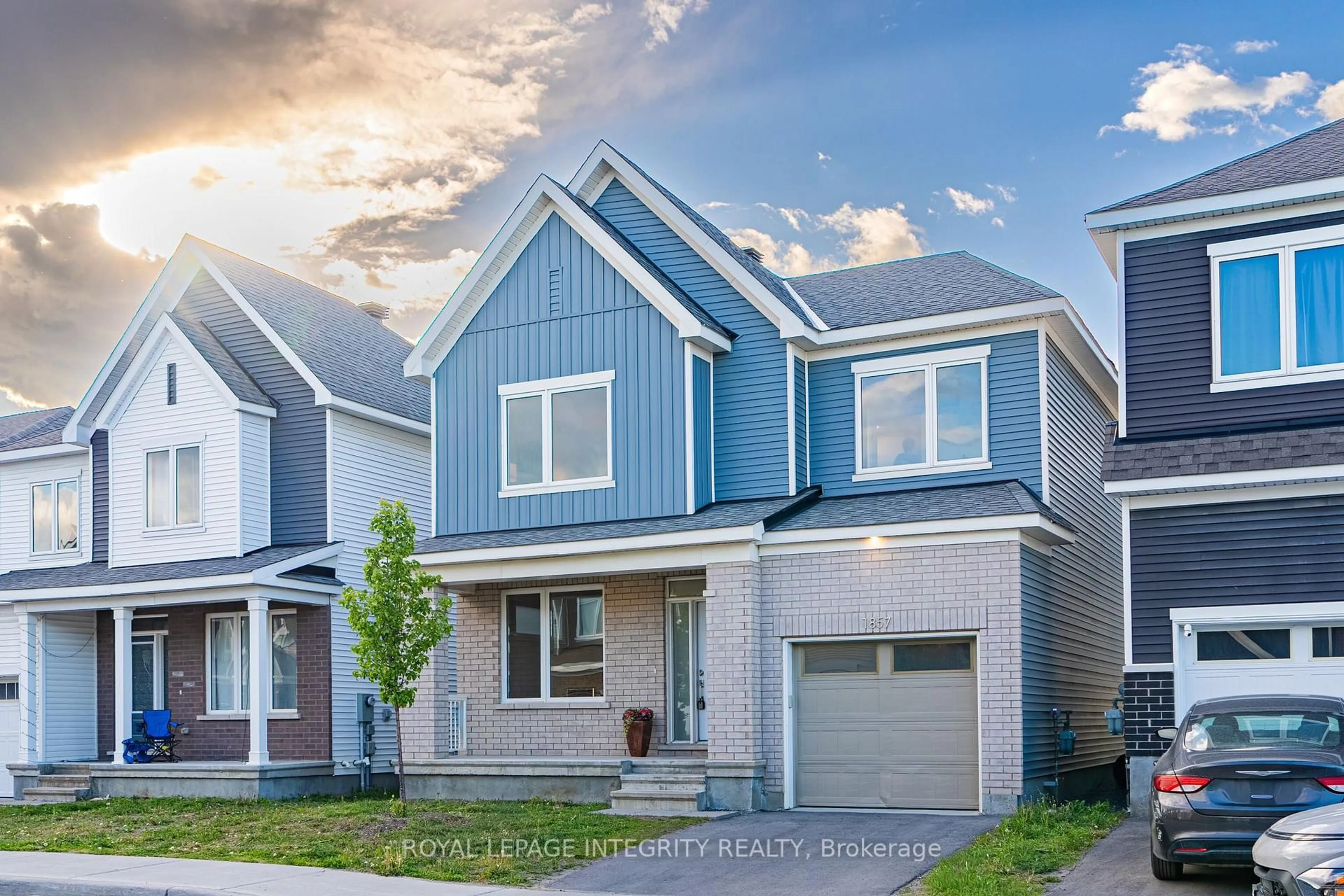 Home with vinyl exterior material, street for 1857 HAIKU St, Ottawa Ontario K2J 6W6