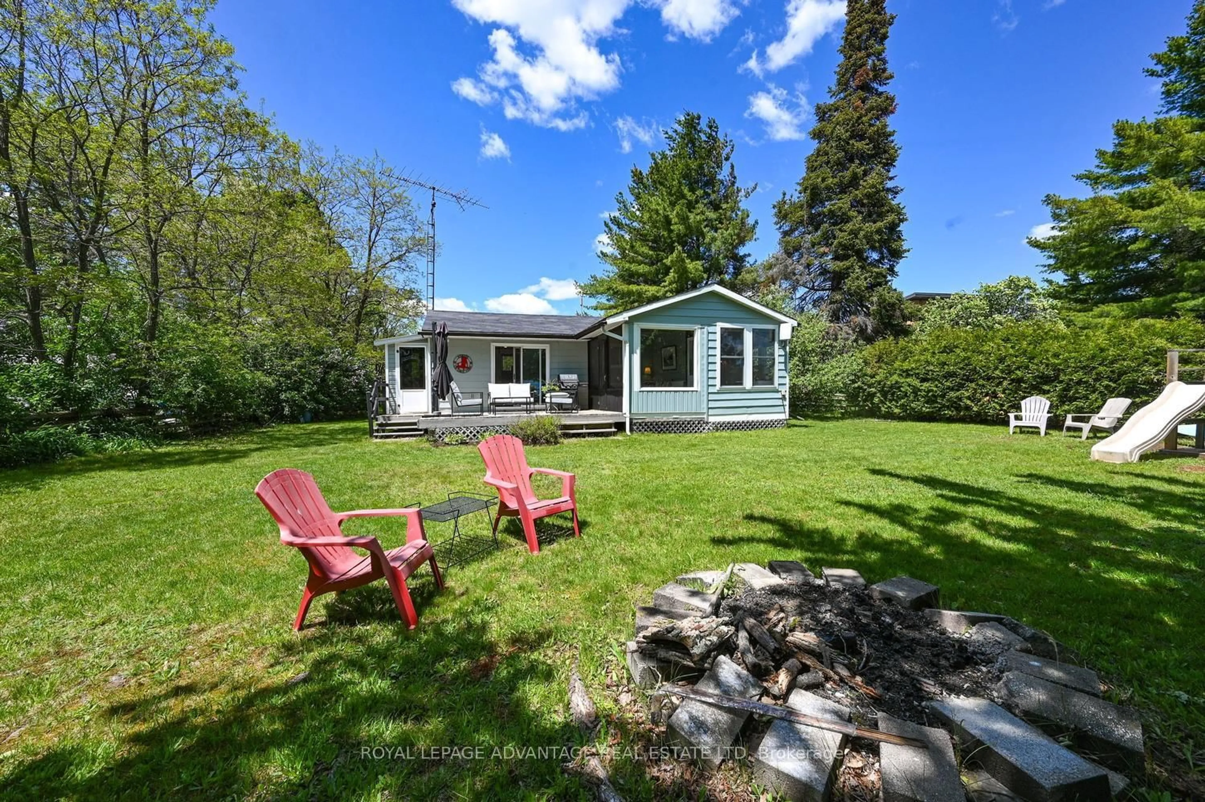 A pic from outside/outdoor area/front of a property/back of a property/a pic from drone, water/lake/river/ocean view for 7 B5A Rd, Rideau Lakes Ontario K0G 1L0