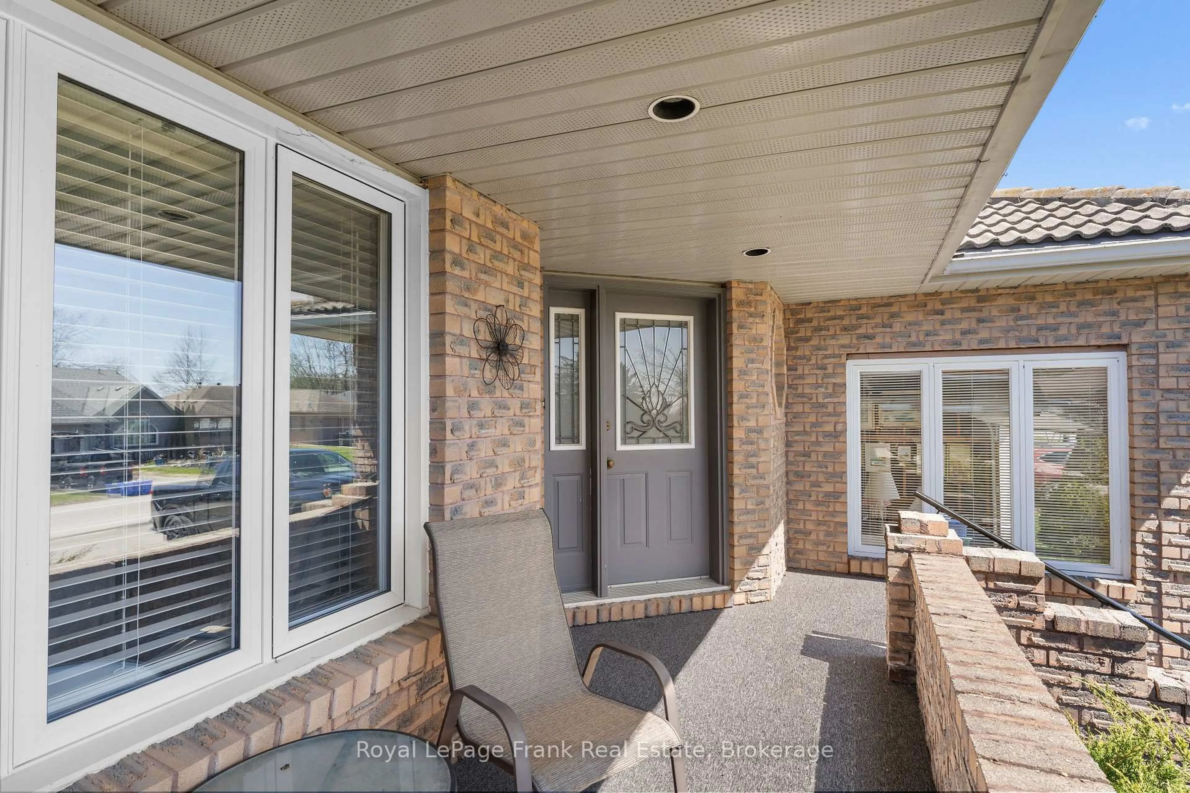 Unknown for 2 Hillview Dr, Kawartha Lakes Ontario K0M 1A0