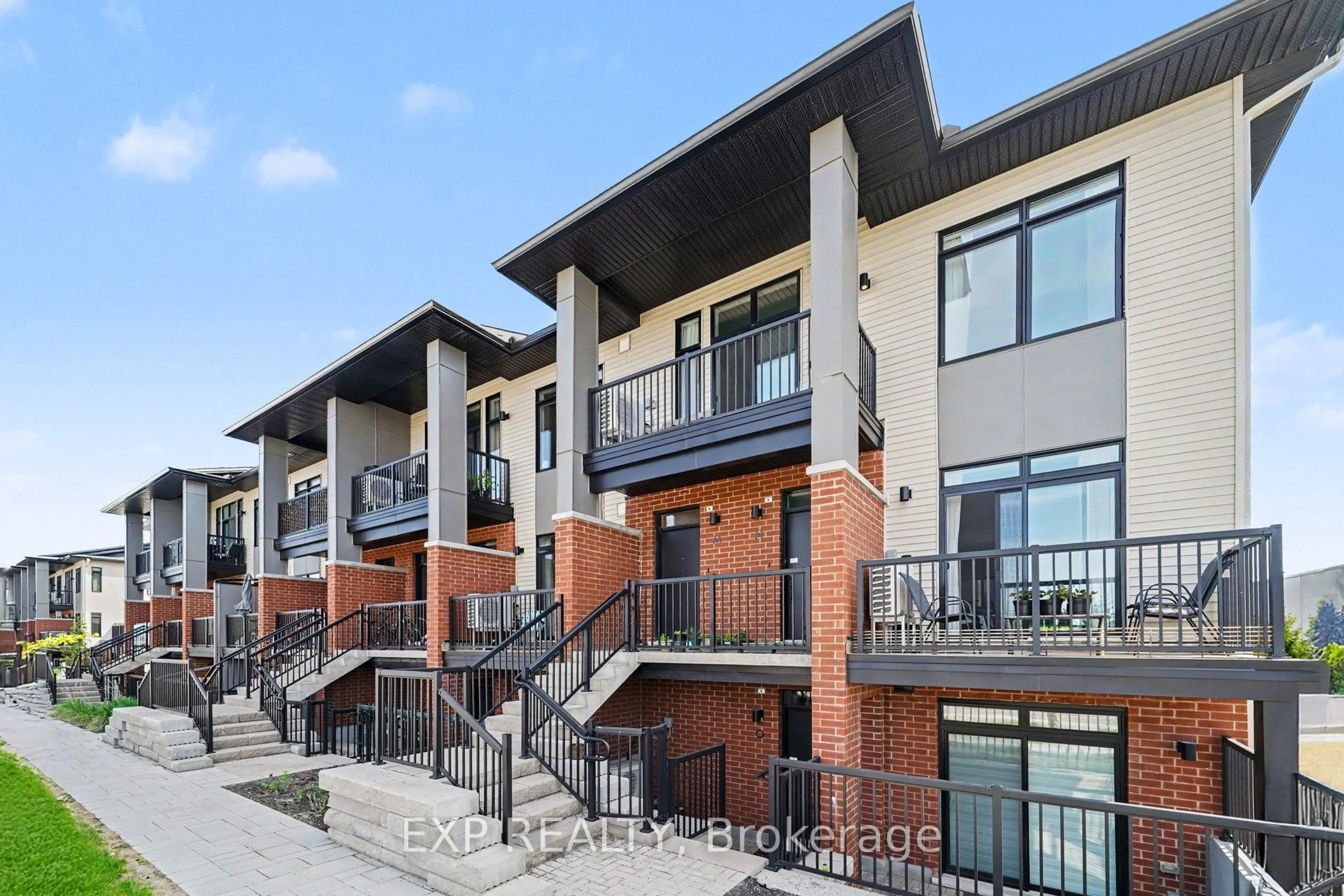 Unknown for 4793 Bank St #M, Leitrim Ontario K1T 0W7