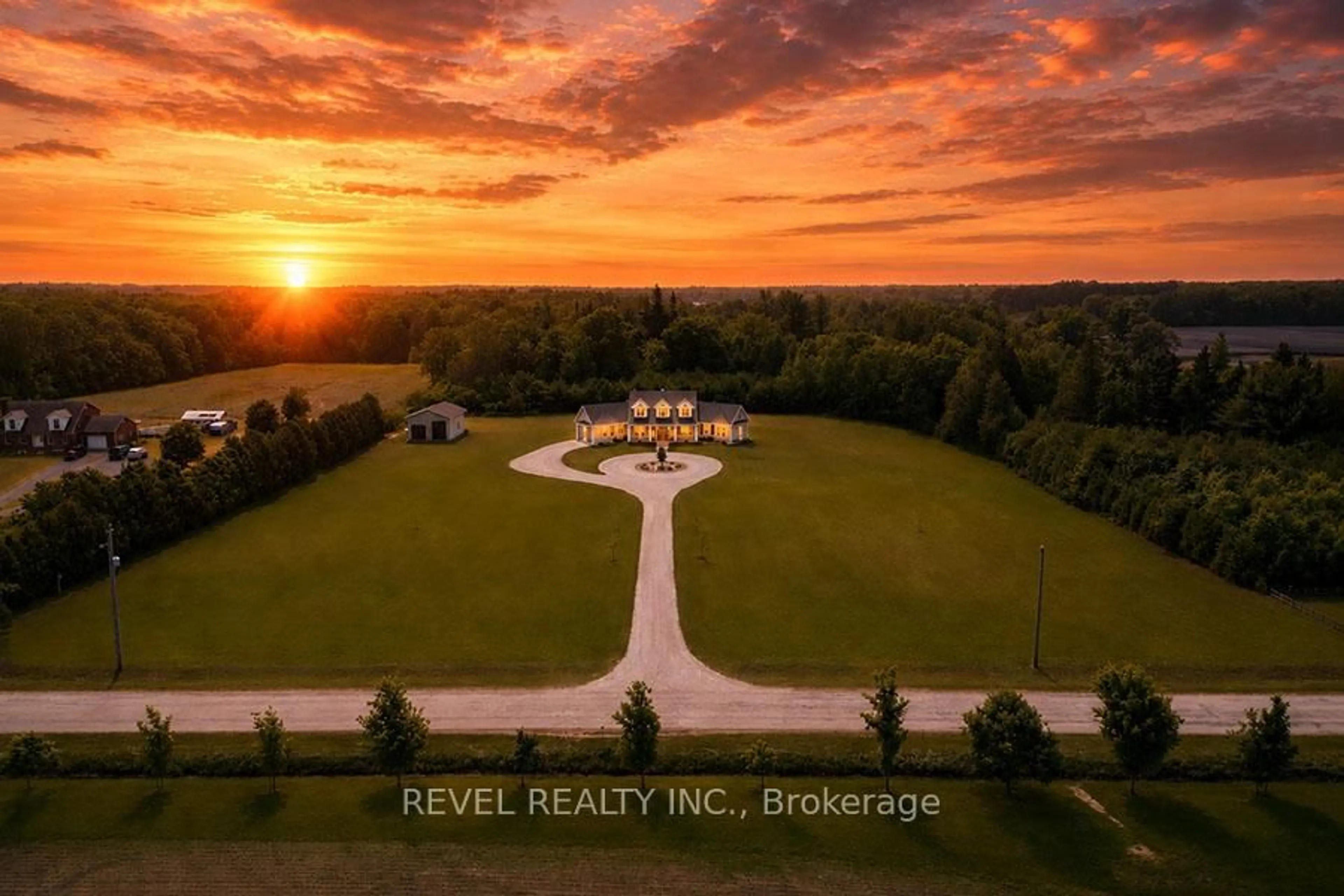 A pic from outside/outdoor area/front of a property/back of a property/a pic from drone, water/lake/river/ocean view for 792 Charlotteville Rd 8, Norfolk Ontario N3Y 4K5