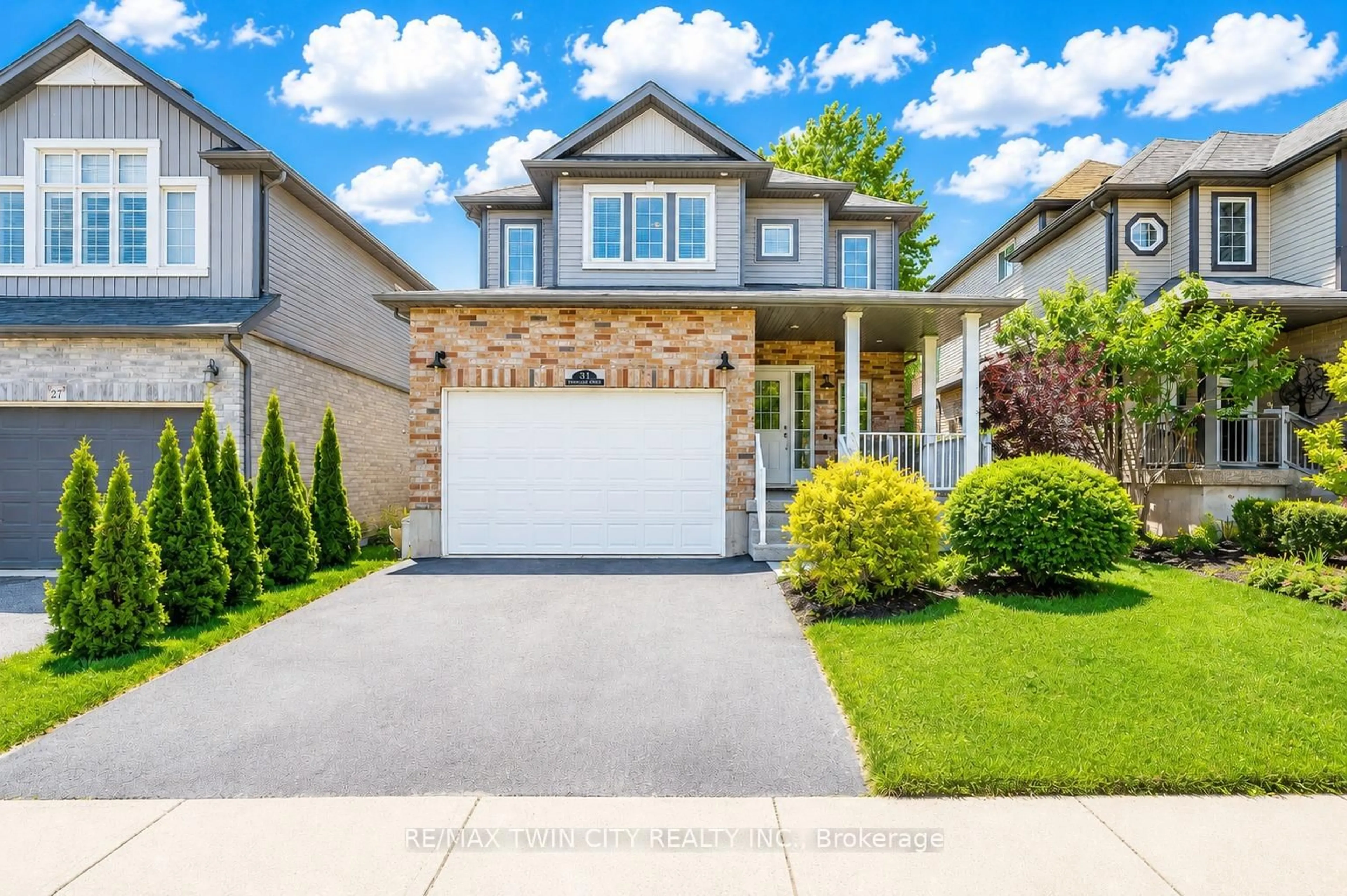Home with vinyl exterior material, street for 31 Parkvale Dr, Kitchener Ontario N2R 1Z5