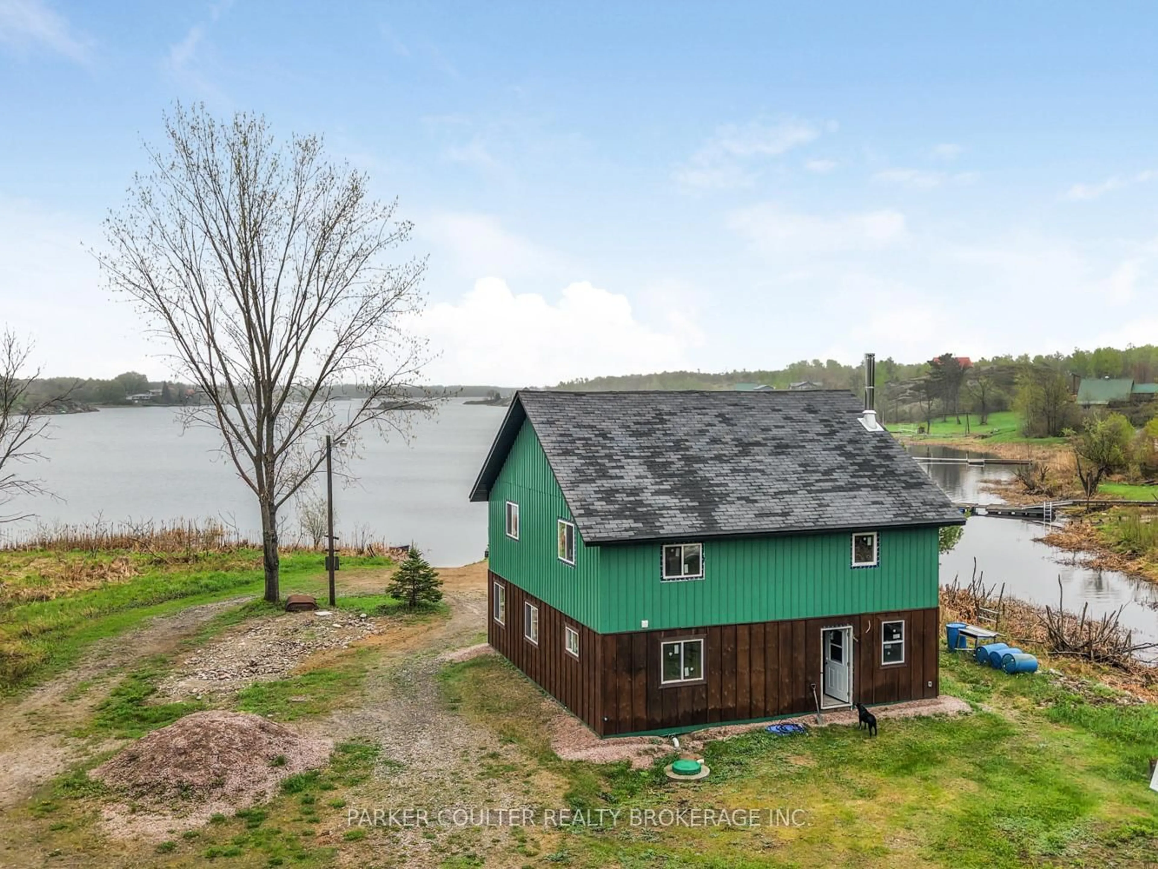 A pic from outside/outdoor area/front of a property/back of a property/a pic from drone, water/lake/river/ocean view for 17 Tramway Ave, Parry Sound Ontario P0G 1A0