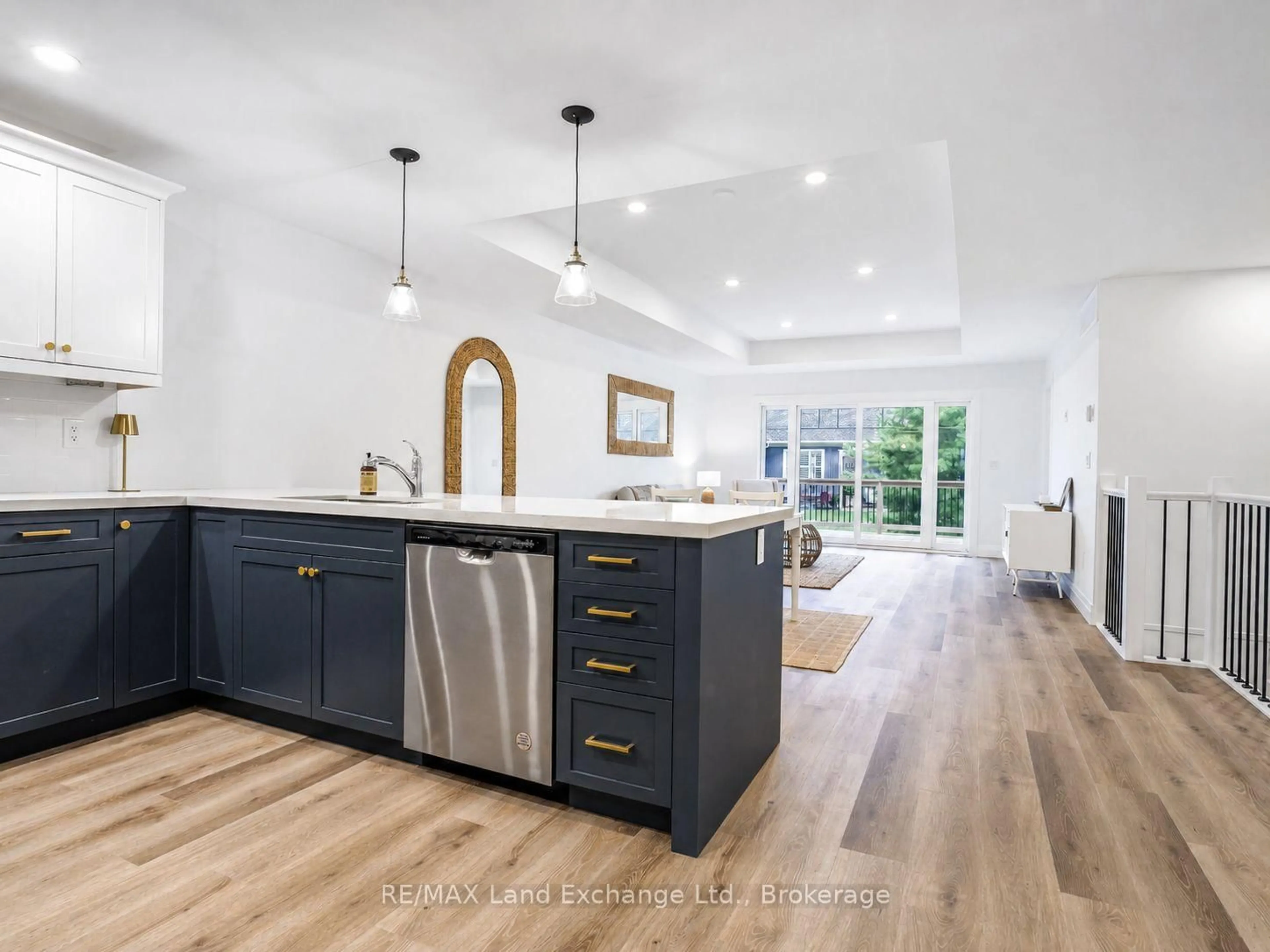Open concept kitchen, unknown for 86 Eagle Crt #18, Saugeen Shores Ontario N0H 2C3