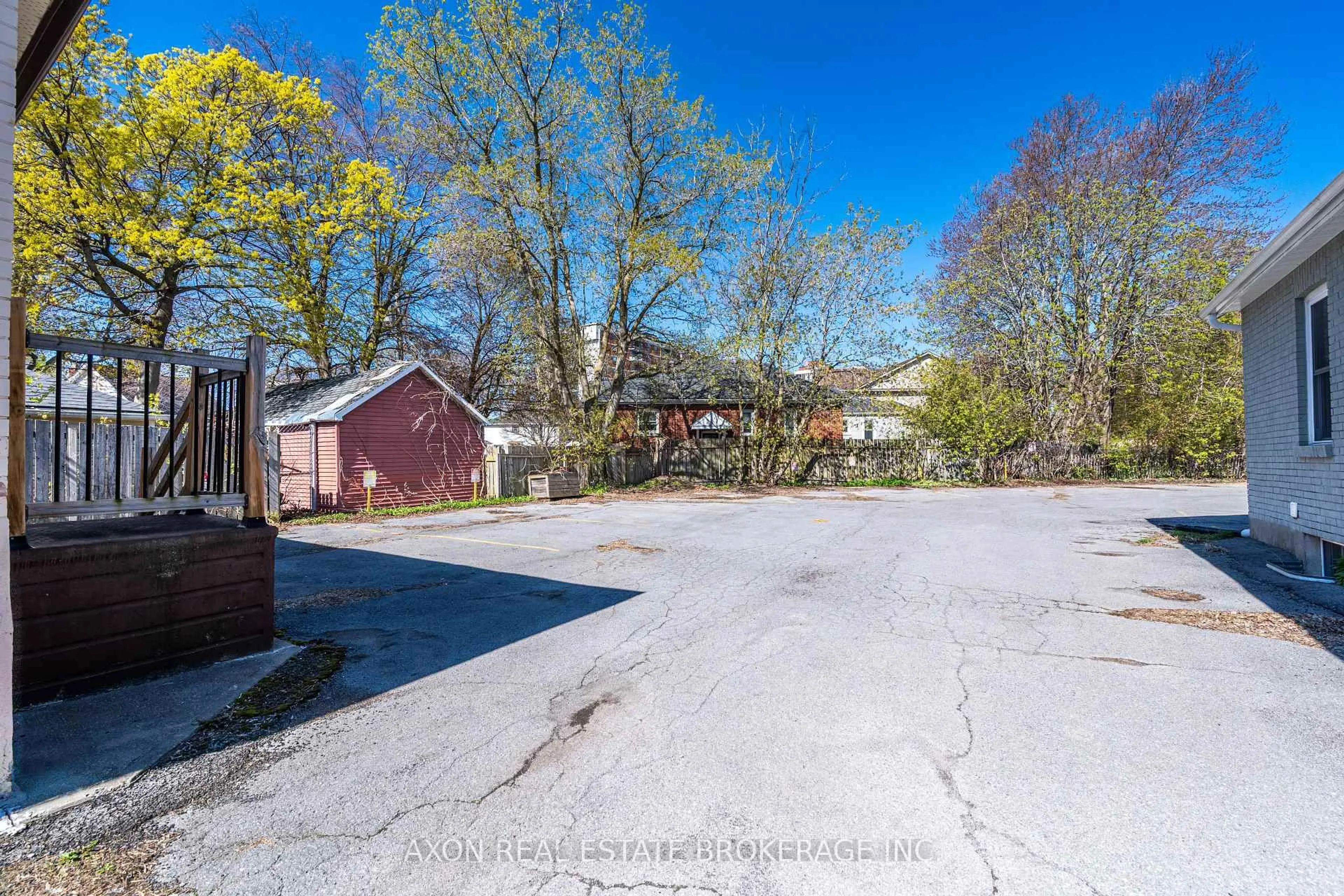 A pic from outside/outdoor area/front of a property/back of a property/a pic from drone, street for 426 Macdonnell St, Kingston Ontario K7L 4E4