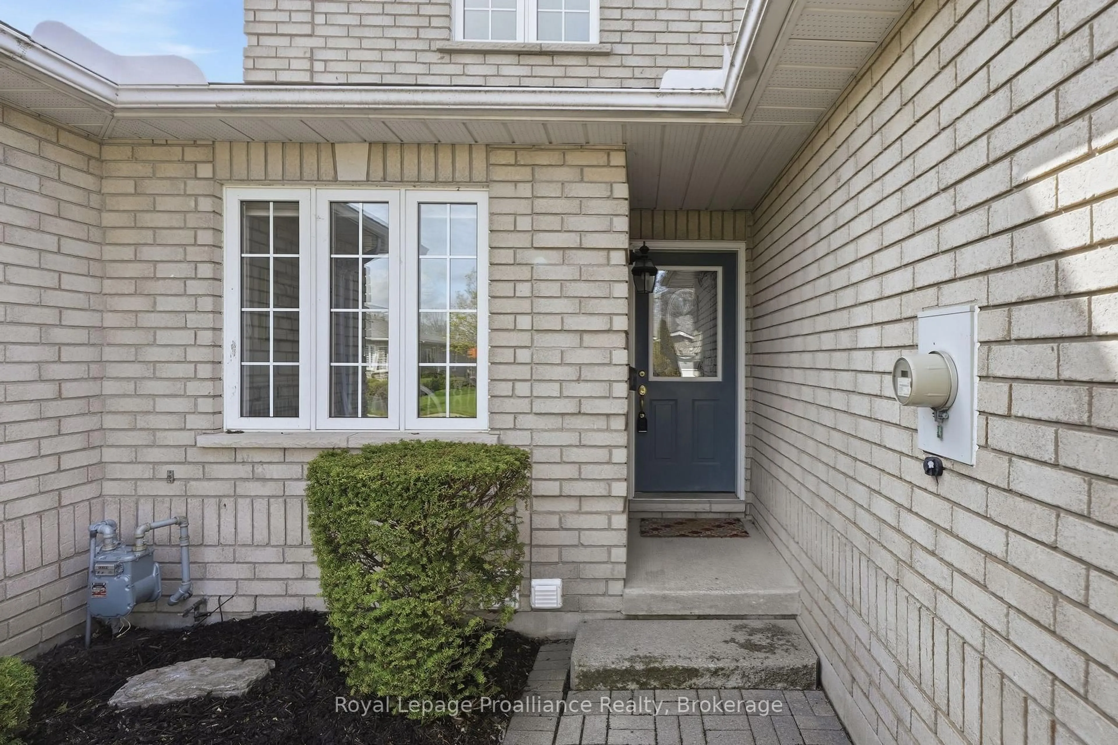 Unknown for 17 Pinegrove Crt, Belleville Ontario K8N 5X9
