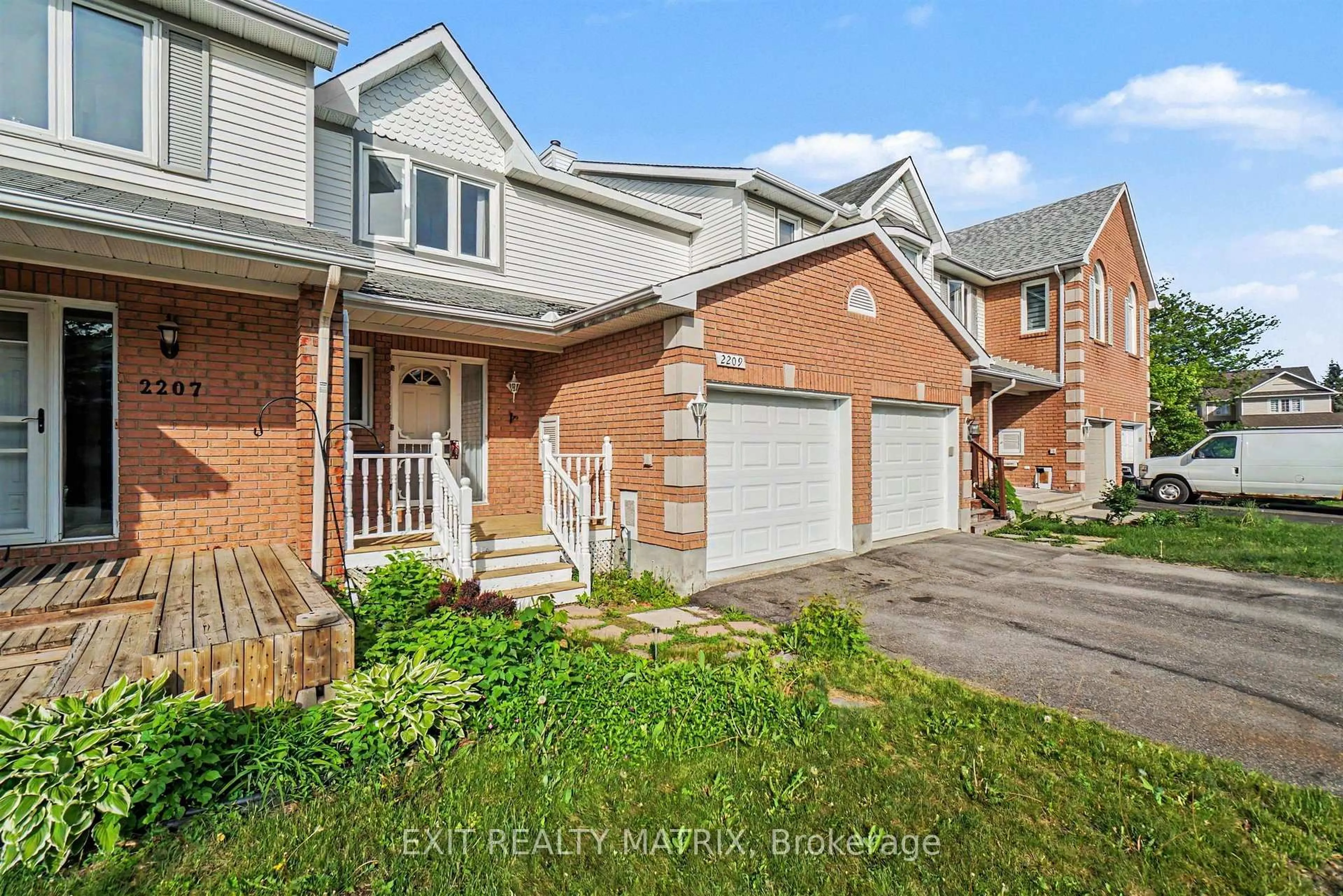 Home with brick exterior material, street for 2209 Saturn Cres, Ottawa Ontario K4A 3T6