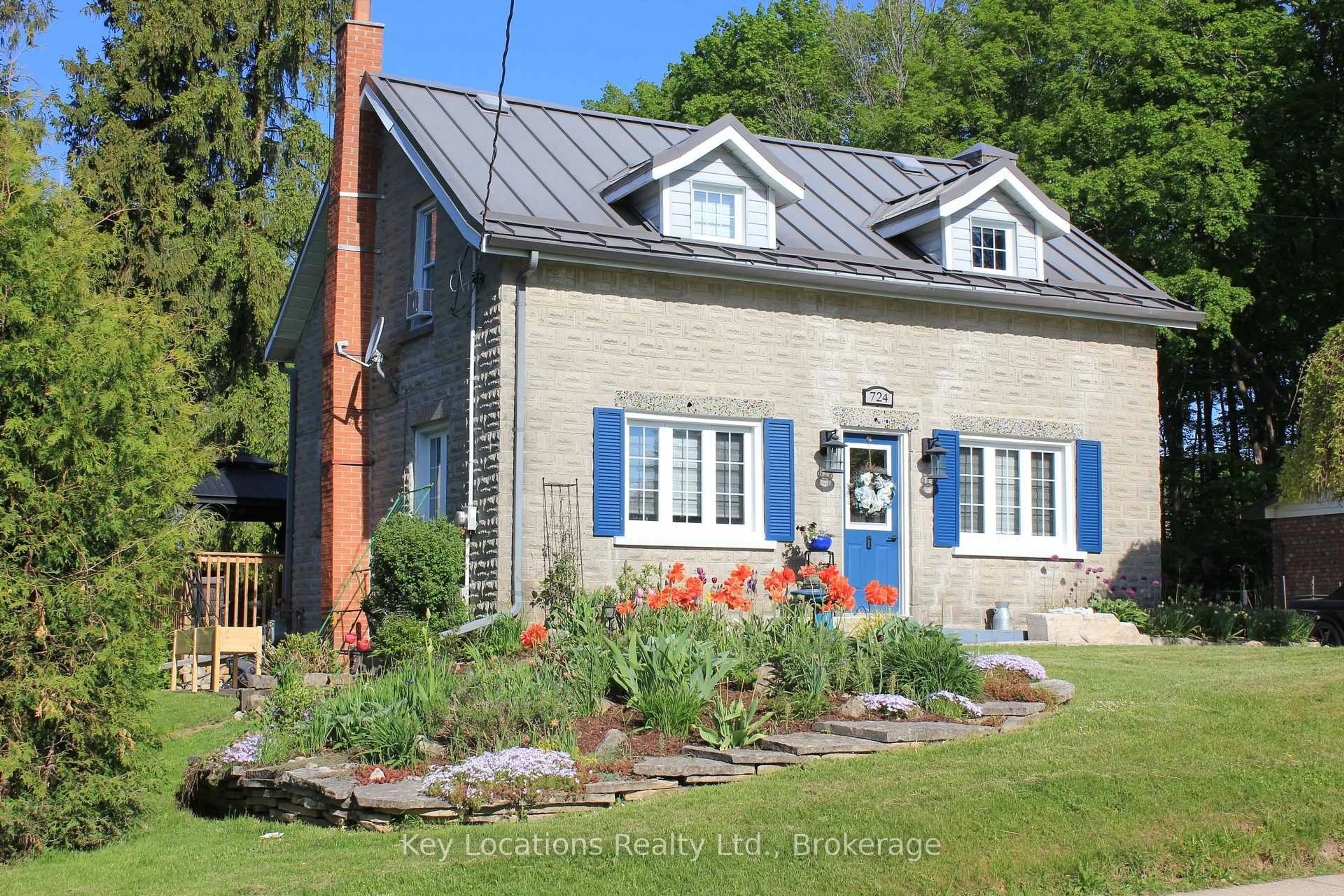 Home with brick exterior material, street for 724 Gould St, South Bruce Peninsula Ontario N0H 2T0