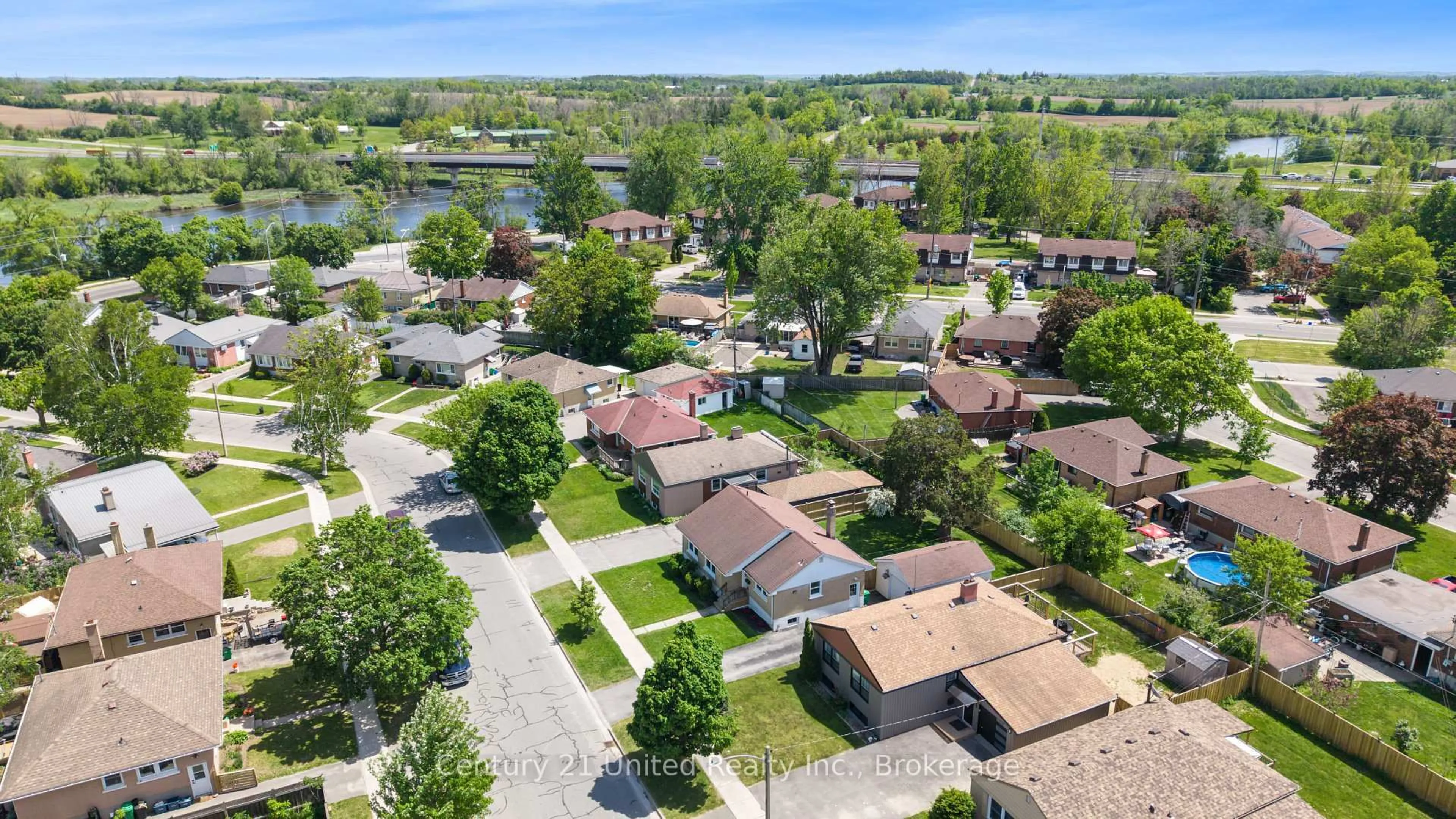 A pic from outside/outdoor area/front of a property/back of a property/a pic from drone, street for 641 Harold Dr, Peterborough Ontario K9J 3X9