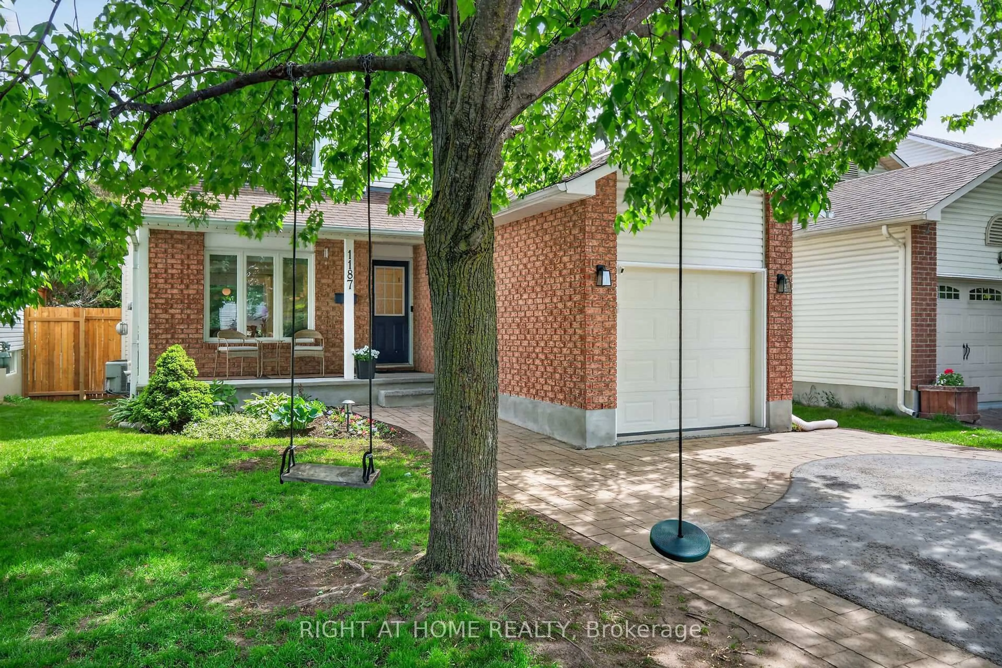 Home with brick exterior material, street for 1187 Whiterock St, Ottawa Ontario K1J 1B2