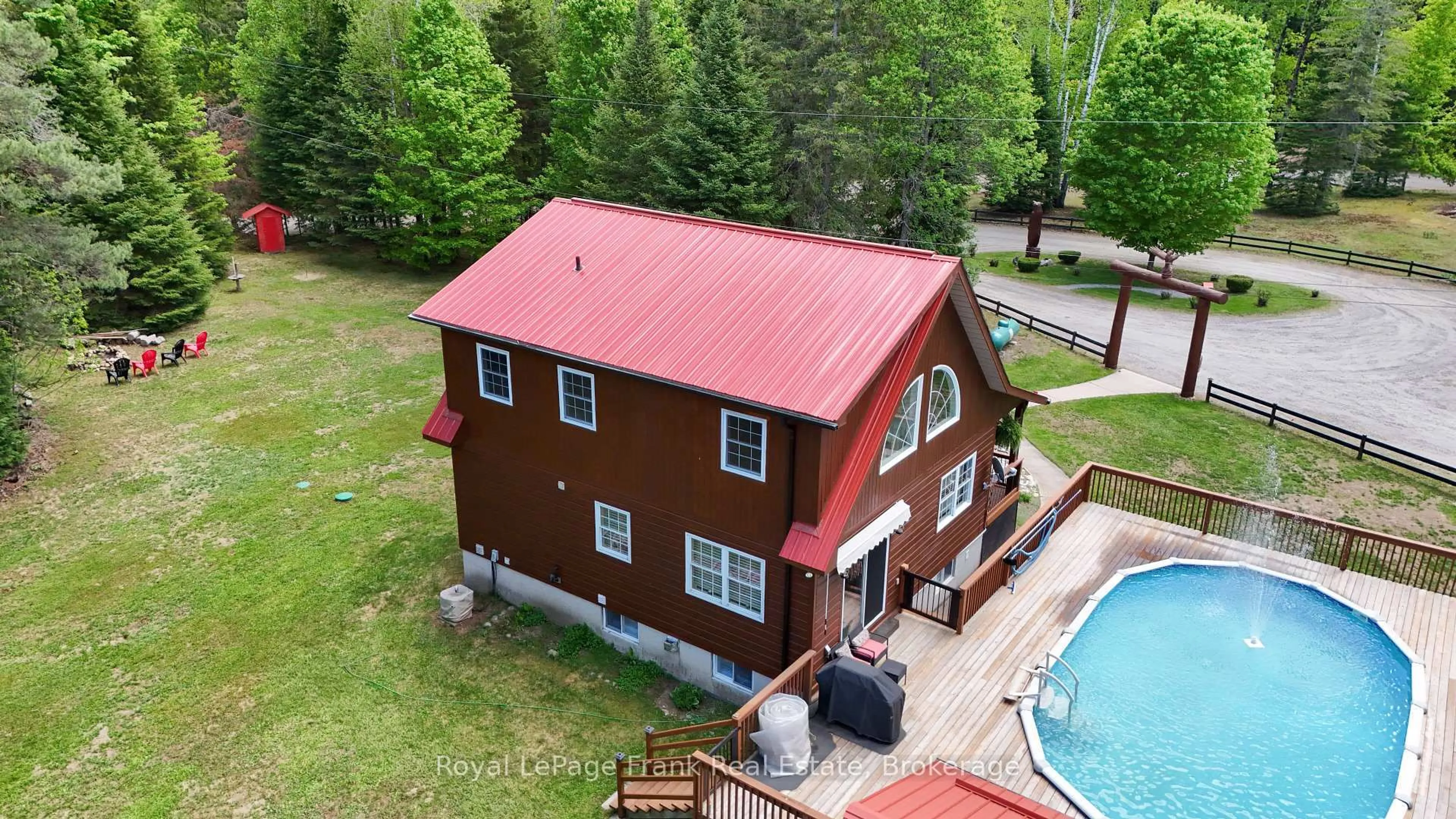 A pic from outside/outdoor area/front of a property/back of a property/a pic from drone, building for 1291 South Wilberforce Rd, Highlands East Ontario K0L 2Y0