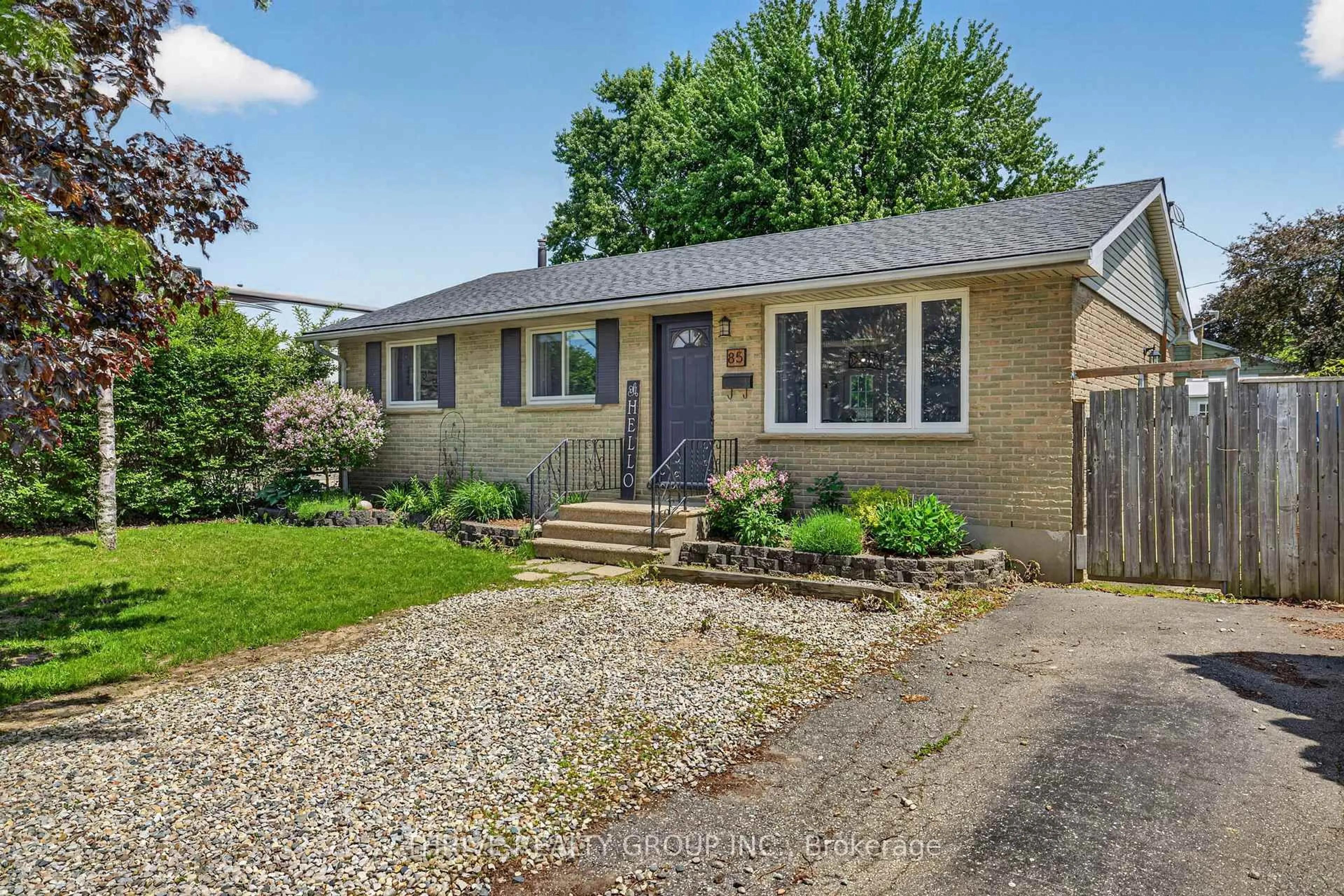 Home with brick exterior material, street for 85 Vanbuskirk Dr, St. Thomas Ontario N5R 4Z3