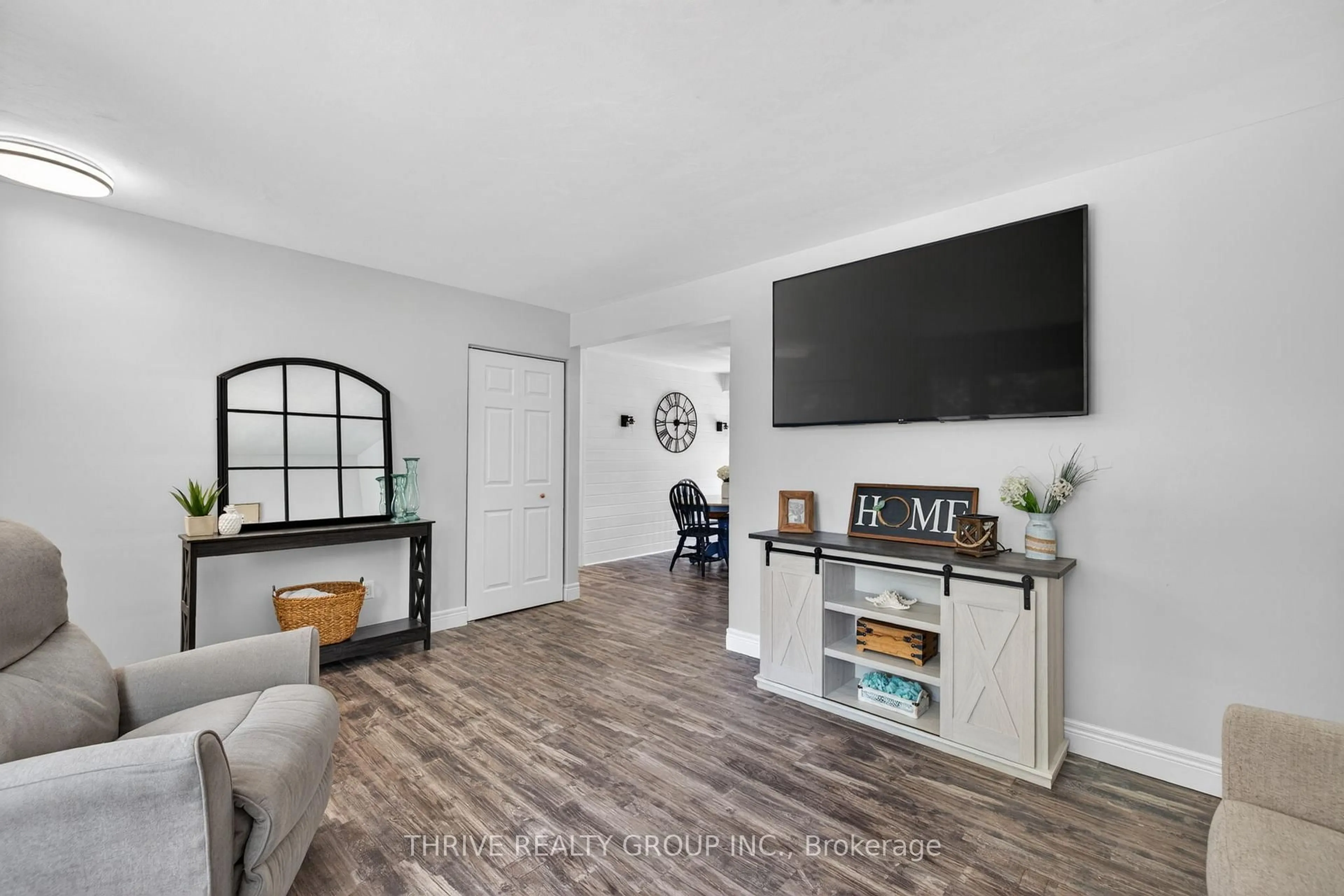 Living room with furniture, unknown for 85 Vanbuskirk Dr, St. Thomas Ontario N5R 4Z3