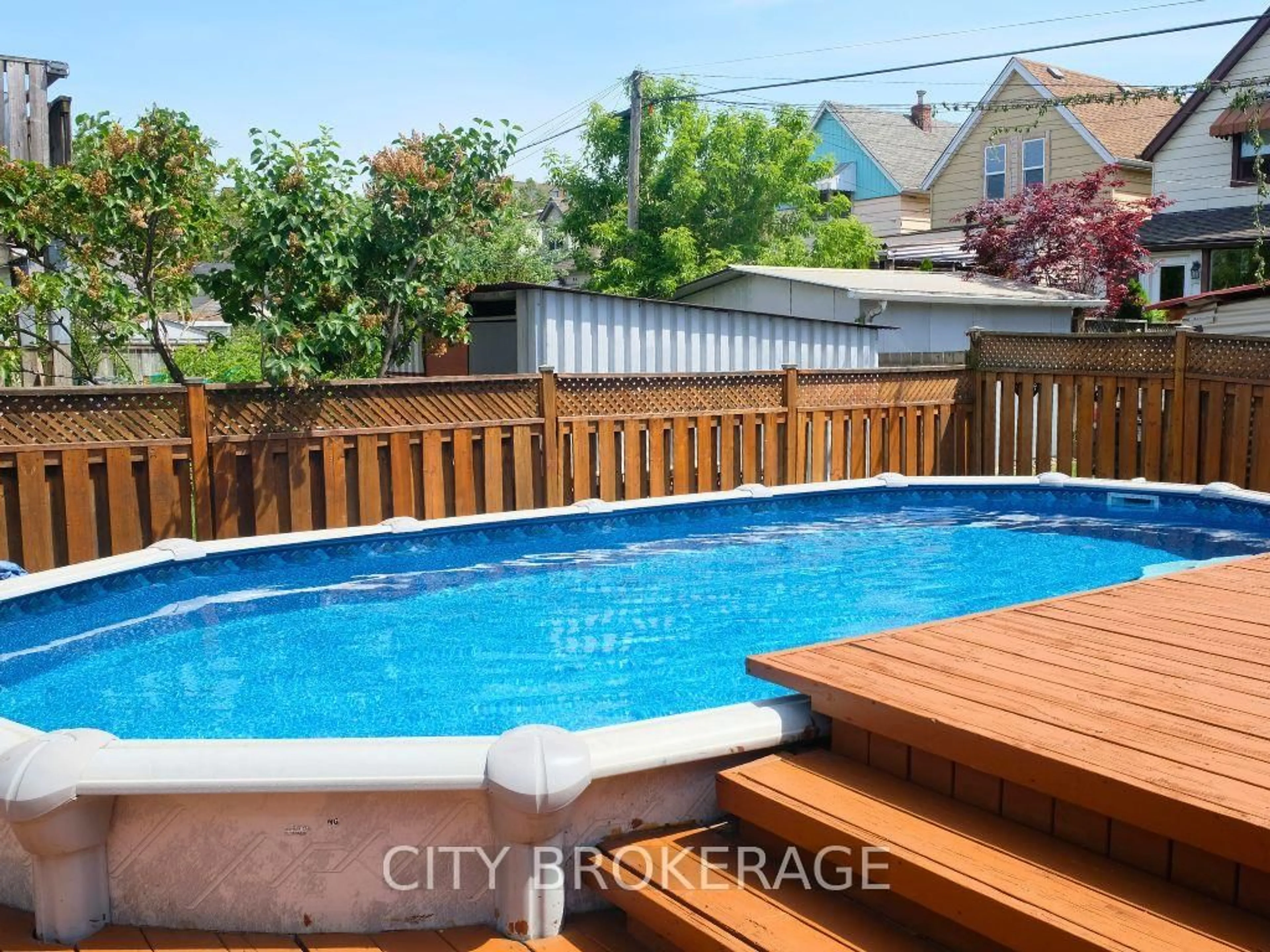 Pool for 42 Dalhousie Ave, Hamilton Ontario L8L 3J5