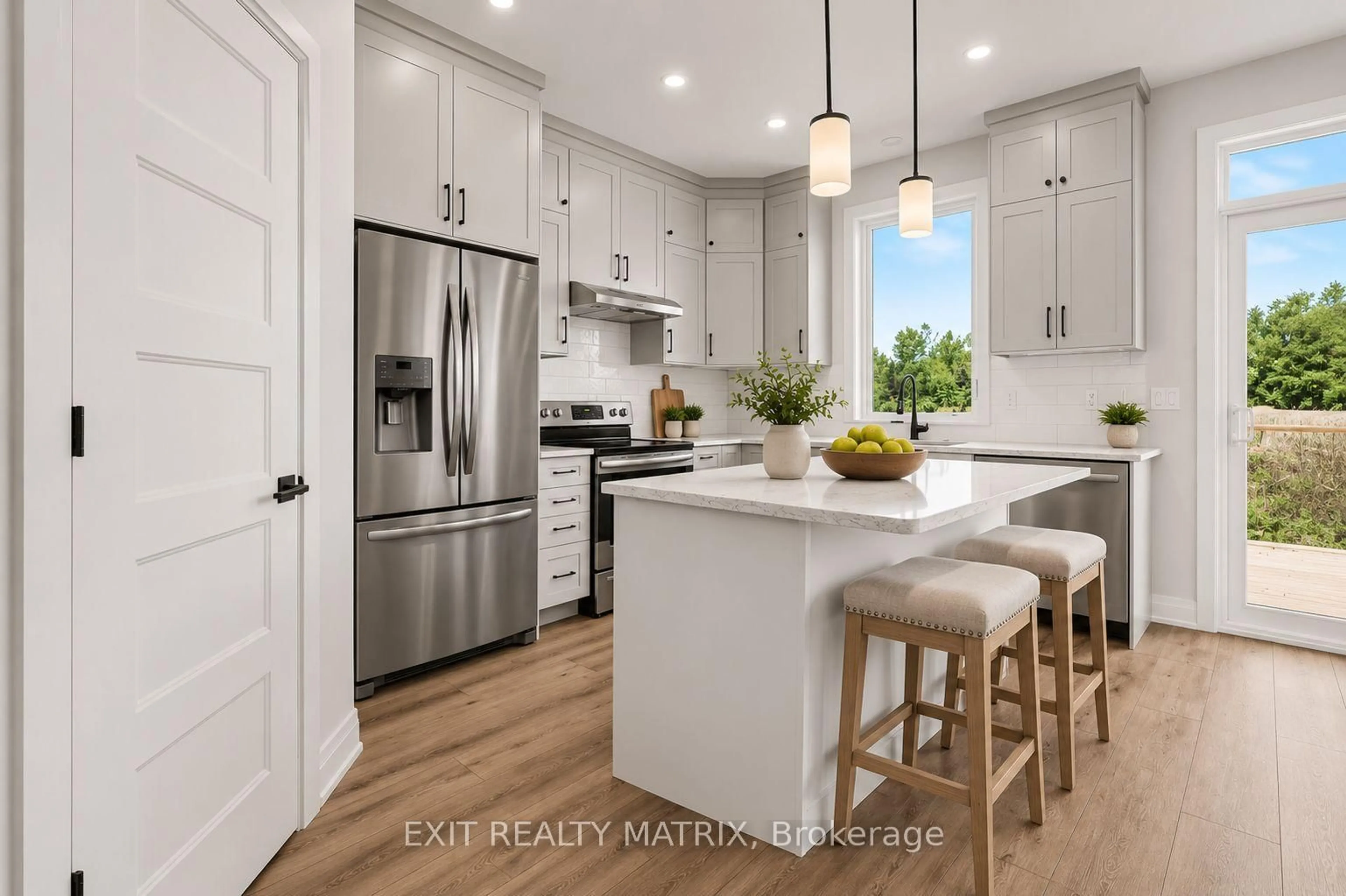 Open concept kitchen, unknown for 537 Regina St, Russell Ontario K0A 1W0