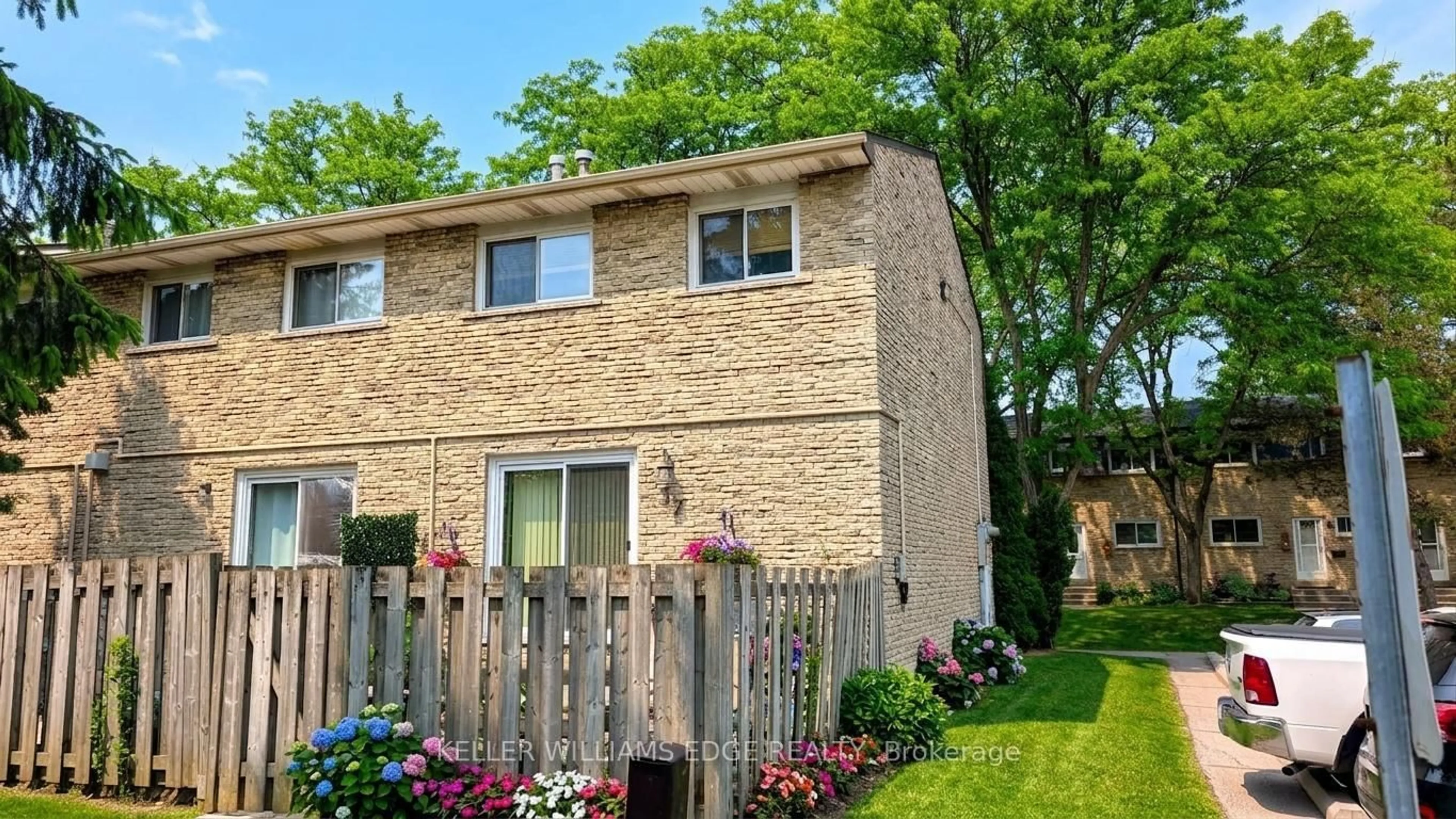 Home with brick exterior material, street for 1420 Garth St #37, Hamilton Ontario L9B 1R6