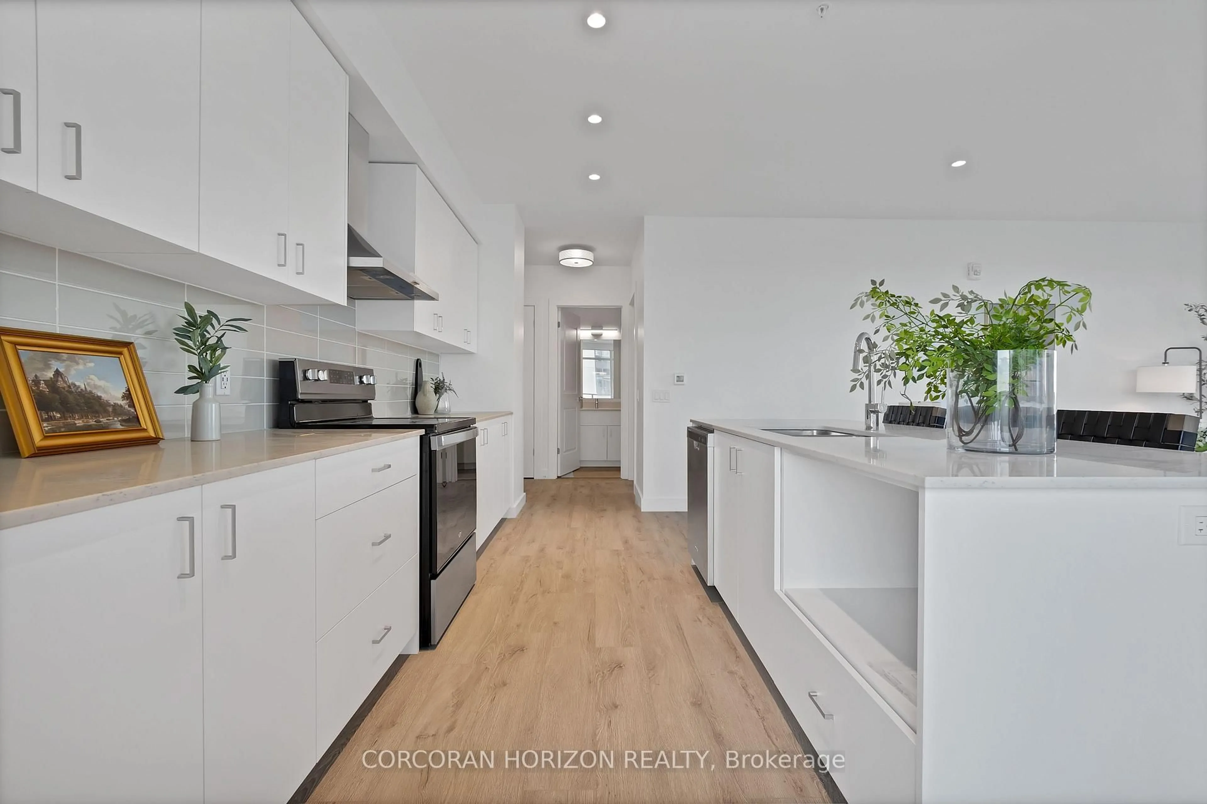 Unknown for 50 Grand Ave #1702, Cambridge Ontario N1S 2L8