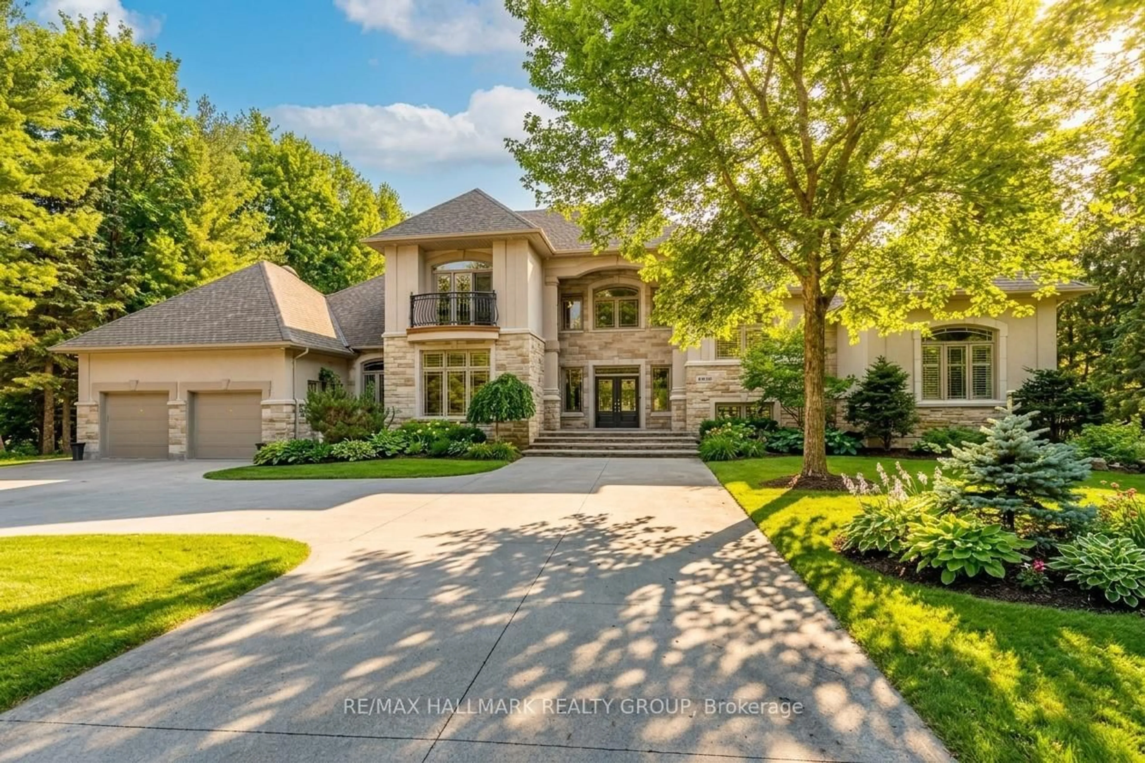 Home with brick exterior material, street for 5800 Queenscourt Cres, Ottawa Ontario K4M 1K3