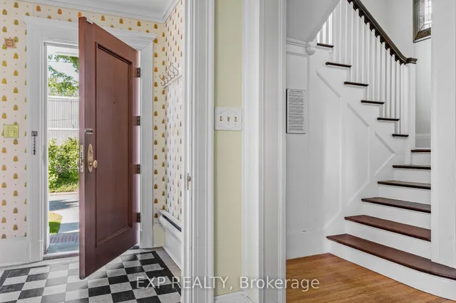 15 Trafalgar St, St. Catharines 5
