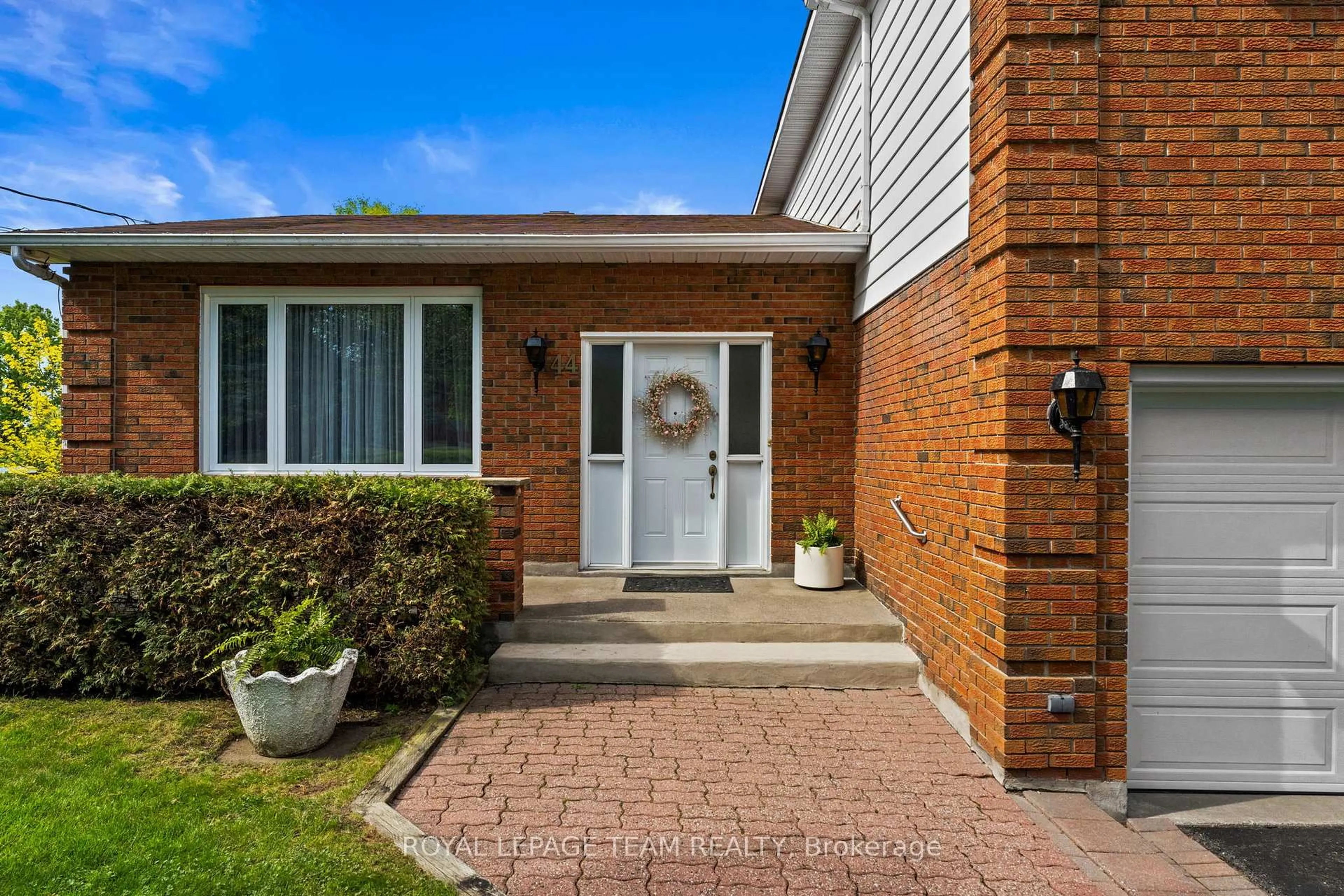 Home with brick exterior material, street for 44 Steeple Hill Cres, Ottawa Ontario K2R 1G3