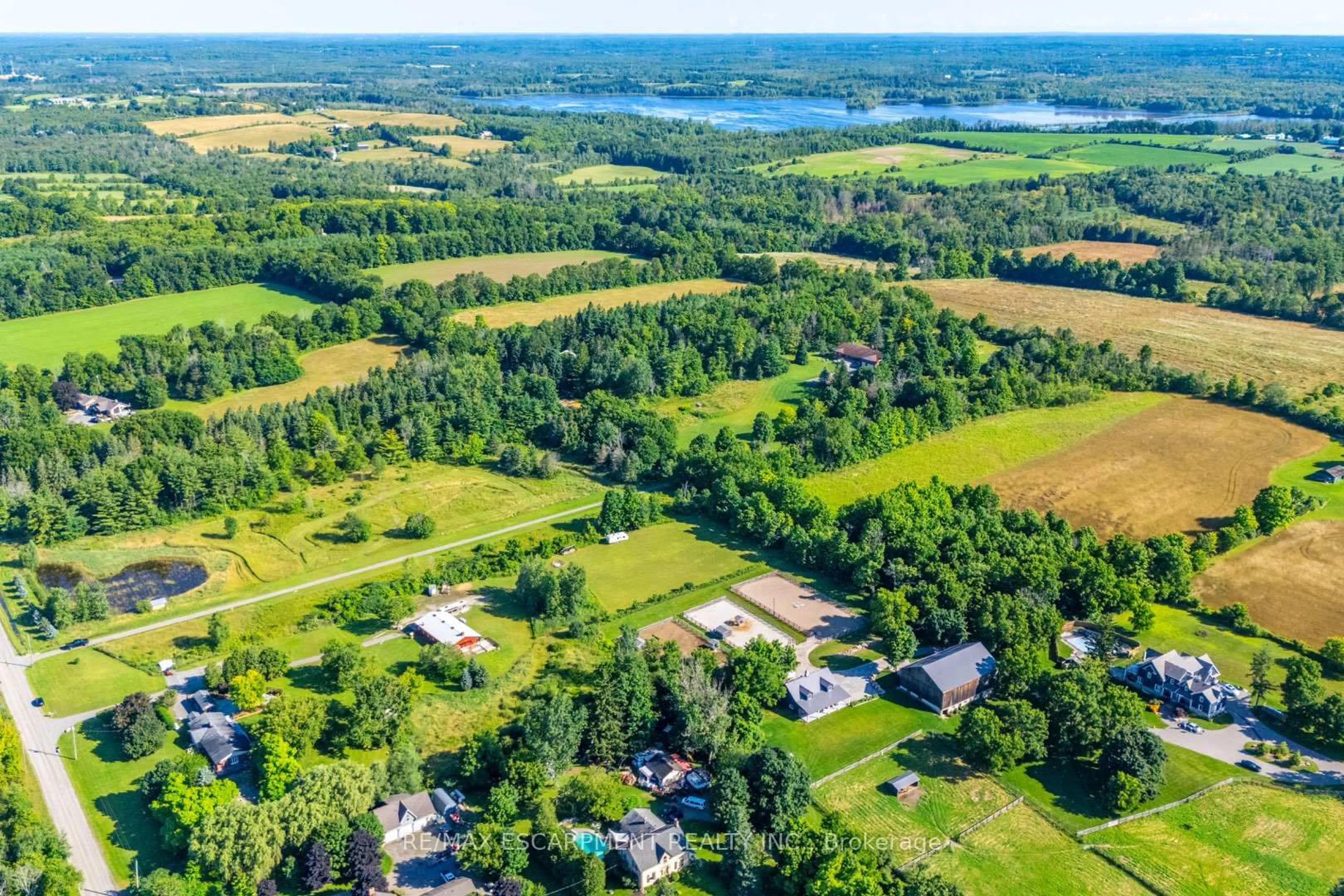 A pic from outside/outdoor area/front of a property/back of a property/a pic from drone, water/lake/river/ocean view for 2172 Centre Rd, Hamilton Ontario L0P 1B0
