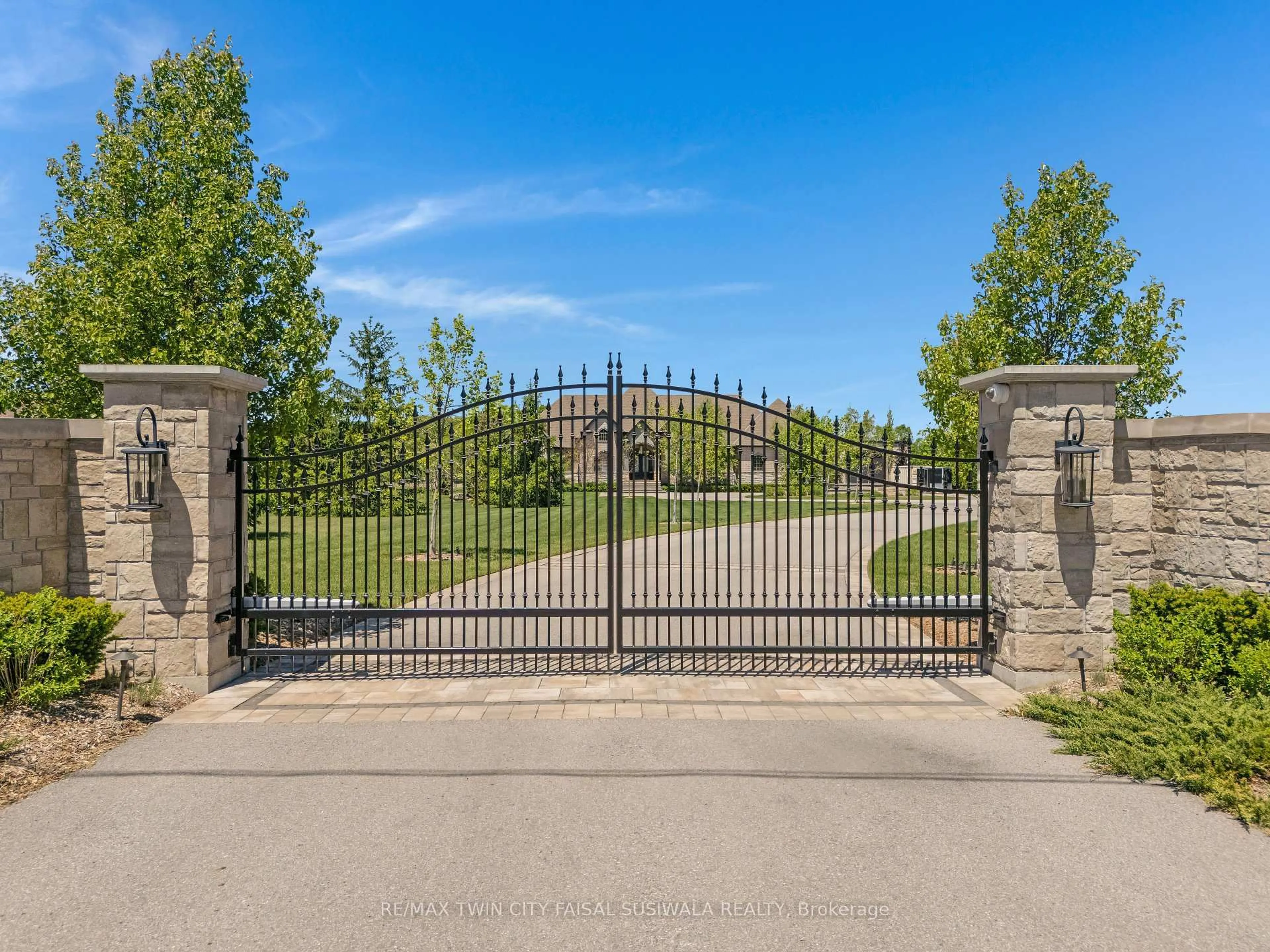 Unknown for 214 Jerseyville Rd, Brant Ontario N3T 5M1