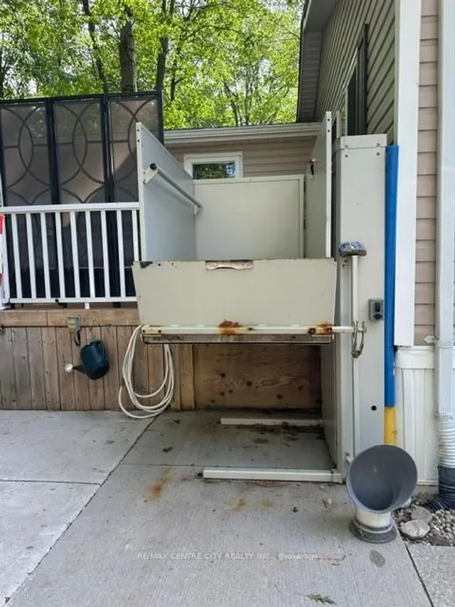 22790 Amiens Rd #37, Middlesex Centre 3